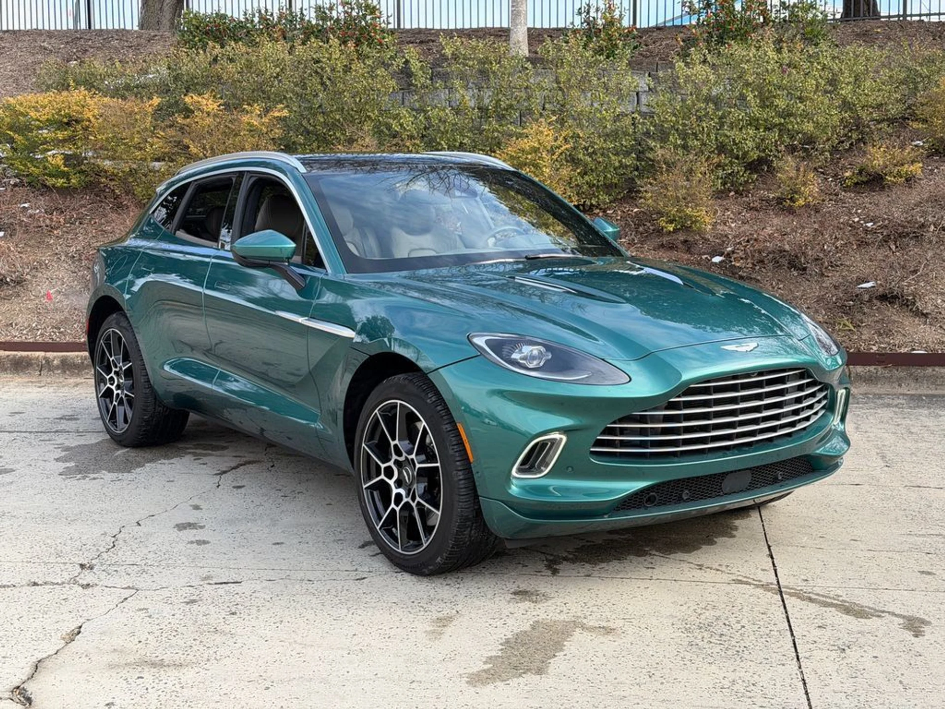 mph000_604753175_3eeb757690994bd0ae4f91a207639f15_1019245bb0