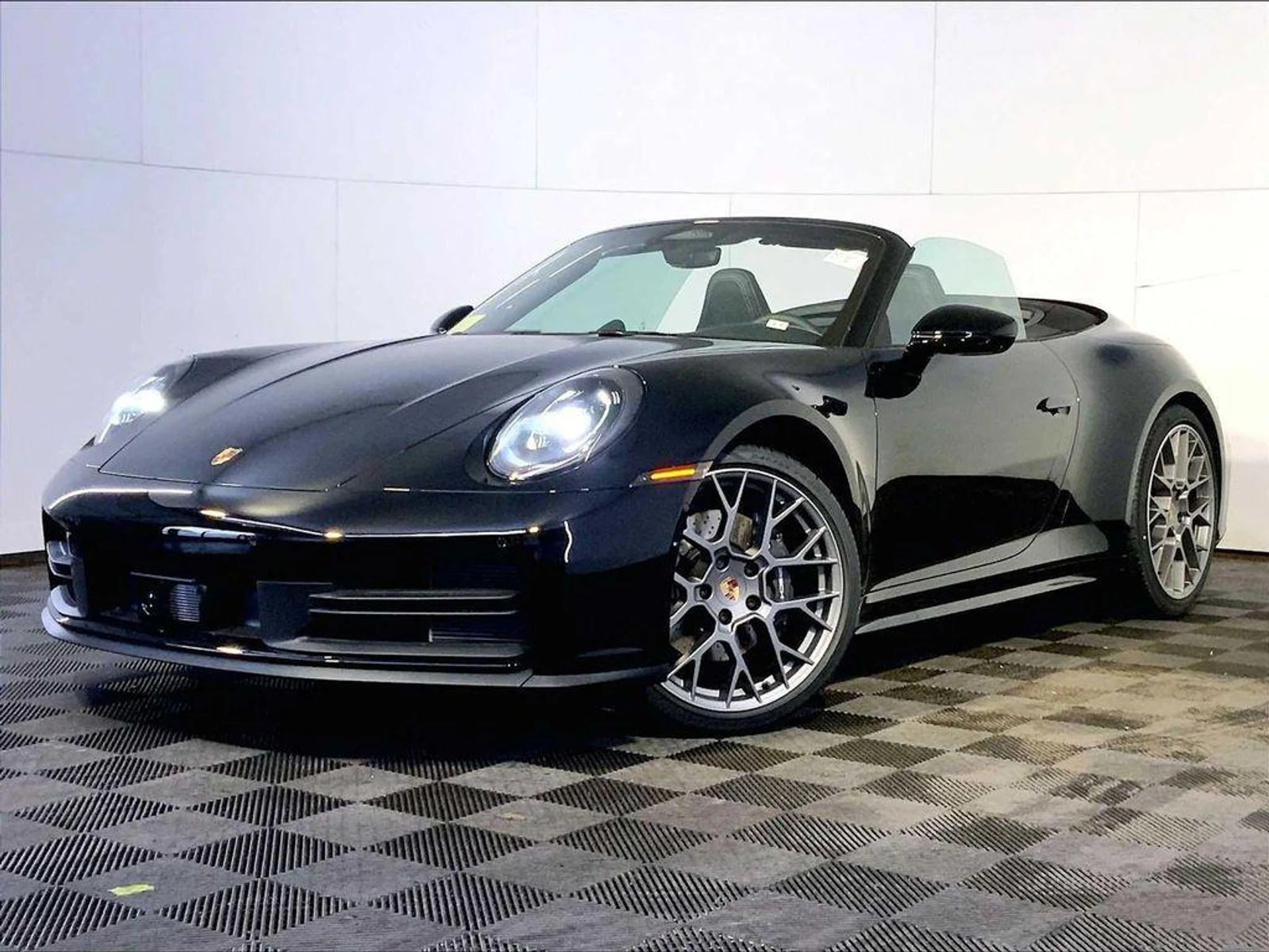 mph000_615651473_v_Xy_I4_Iu_Tma_Y_Axuk71pn_R6_A81_Wk_02f6a04aab