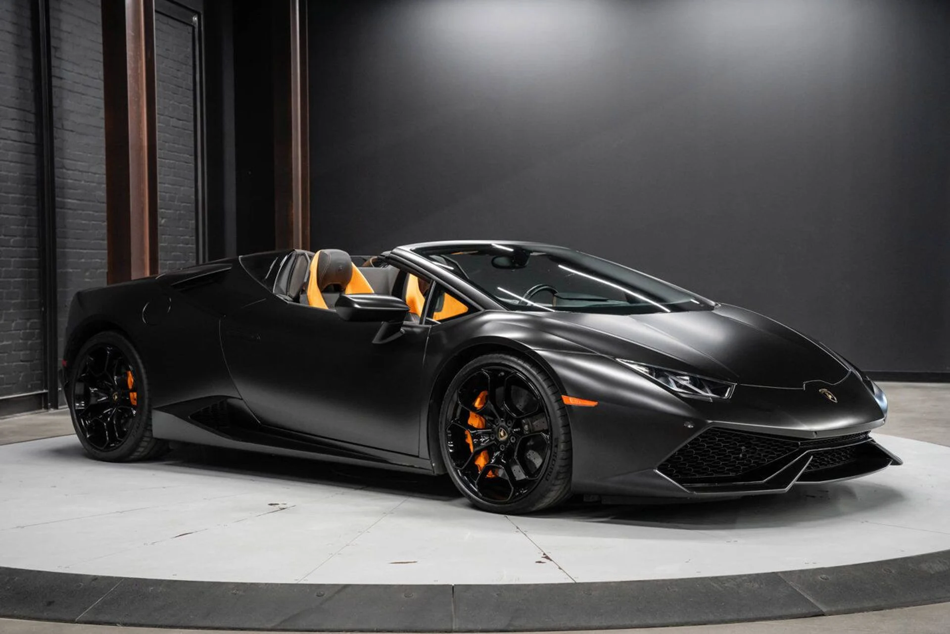 mph000_616244796_lamborghini_huracan_2016_e387981393