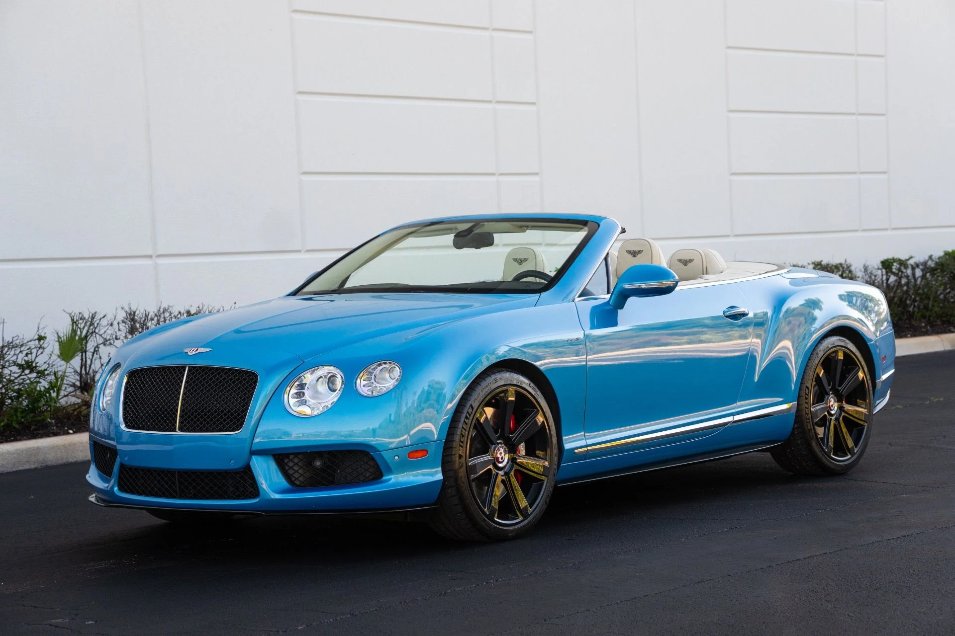 mph000_62210810_Used_2015_Bentley_Continental_GT_V8_S_1769717310_e826090079