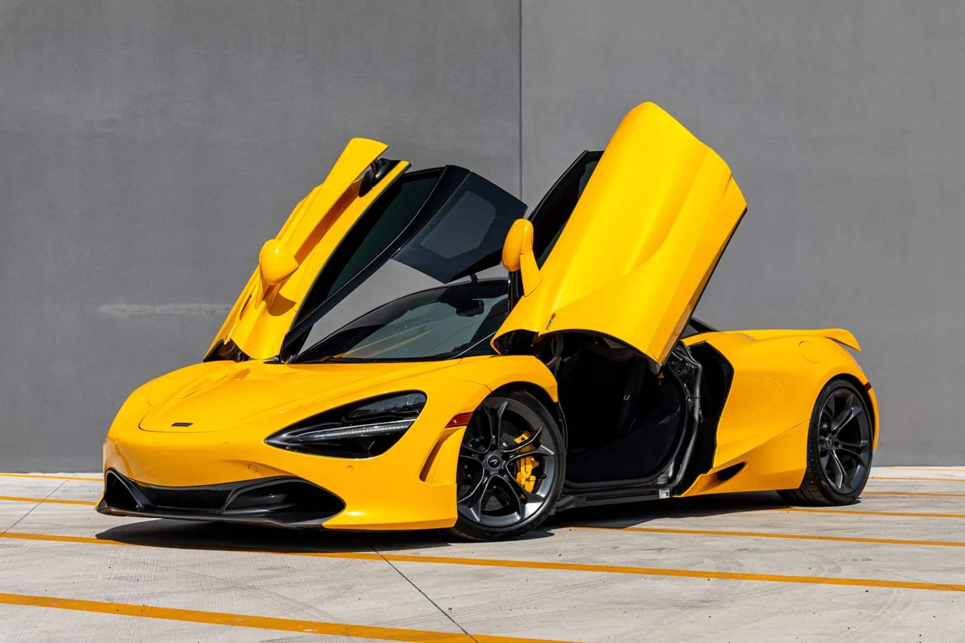 mph000_635438924_Used_2019_Mc_Laren_720_S_4d8cb31989