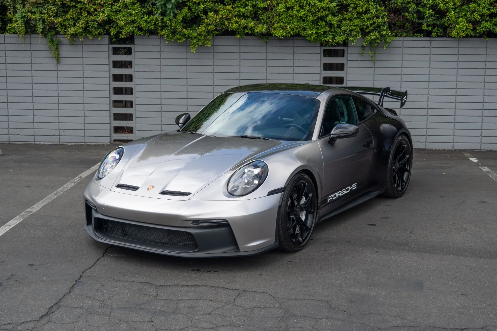 mph000_641191937_Used_2022_Porsche_911_GT_3_1759173275_0d07f75418
