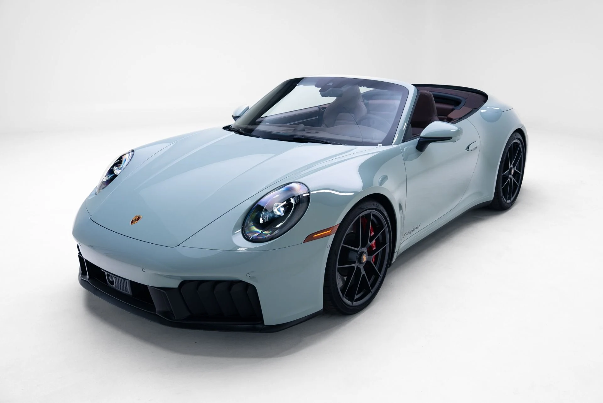 mph000_67129096_Used_2025_Porsche_911_Carrera_4_GTS_1768865191_acced4de08