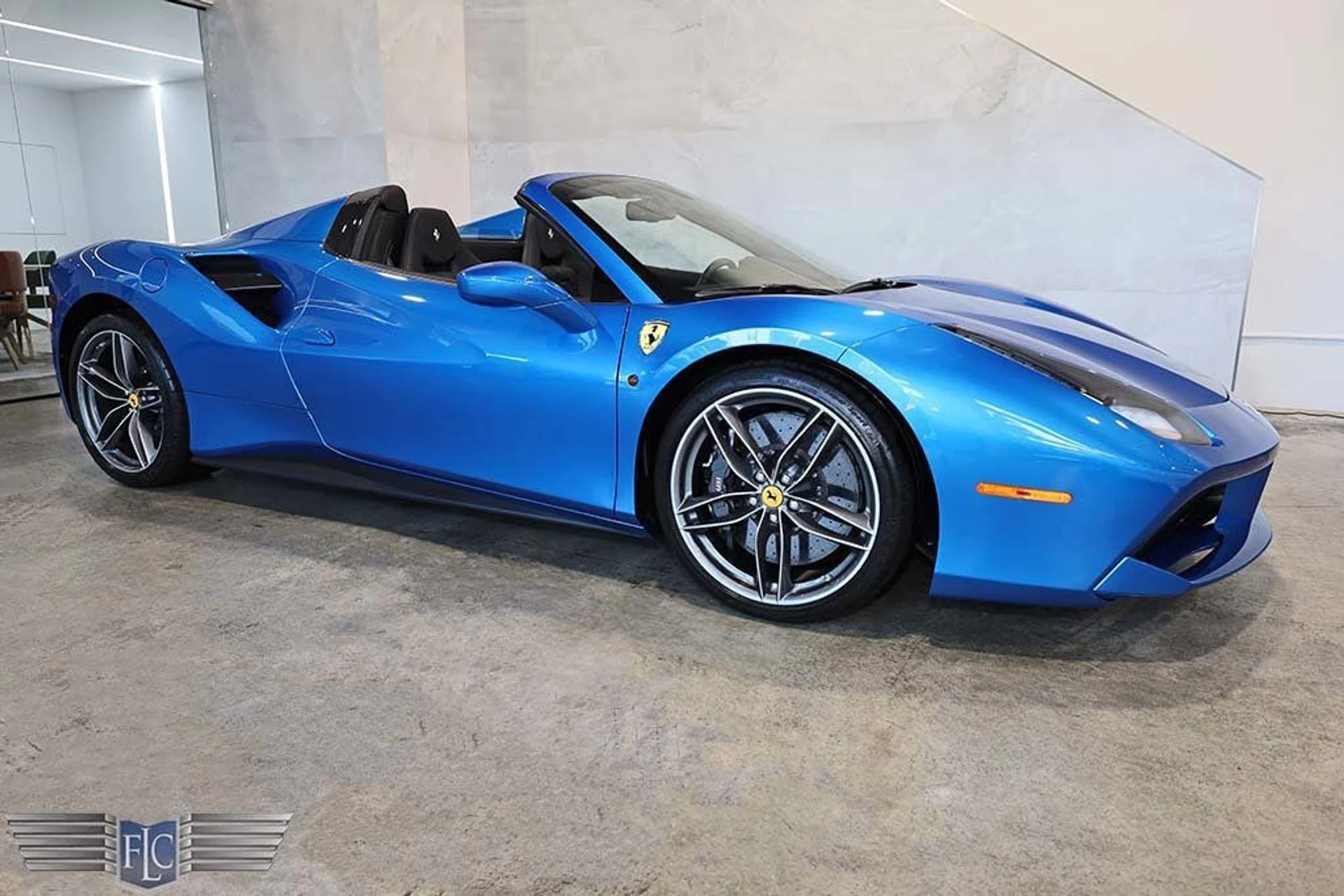 mph000_677256198_used_2018_ferrari_488_spider_convertible_9689_23001785_1_1024_4af76d97a6