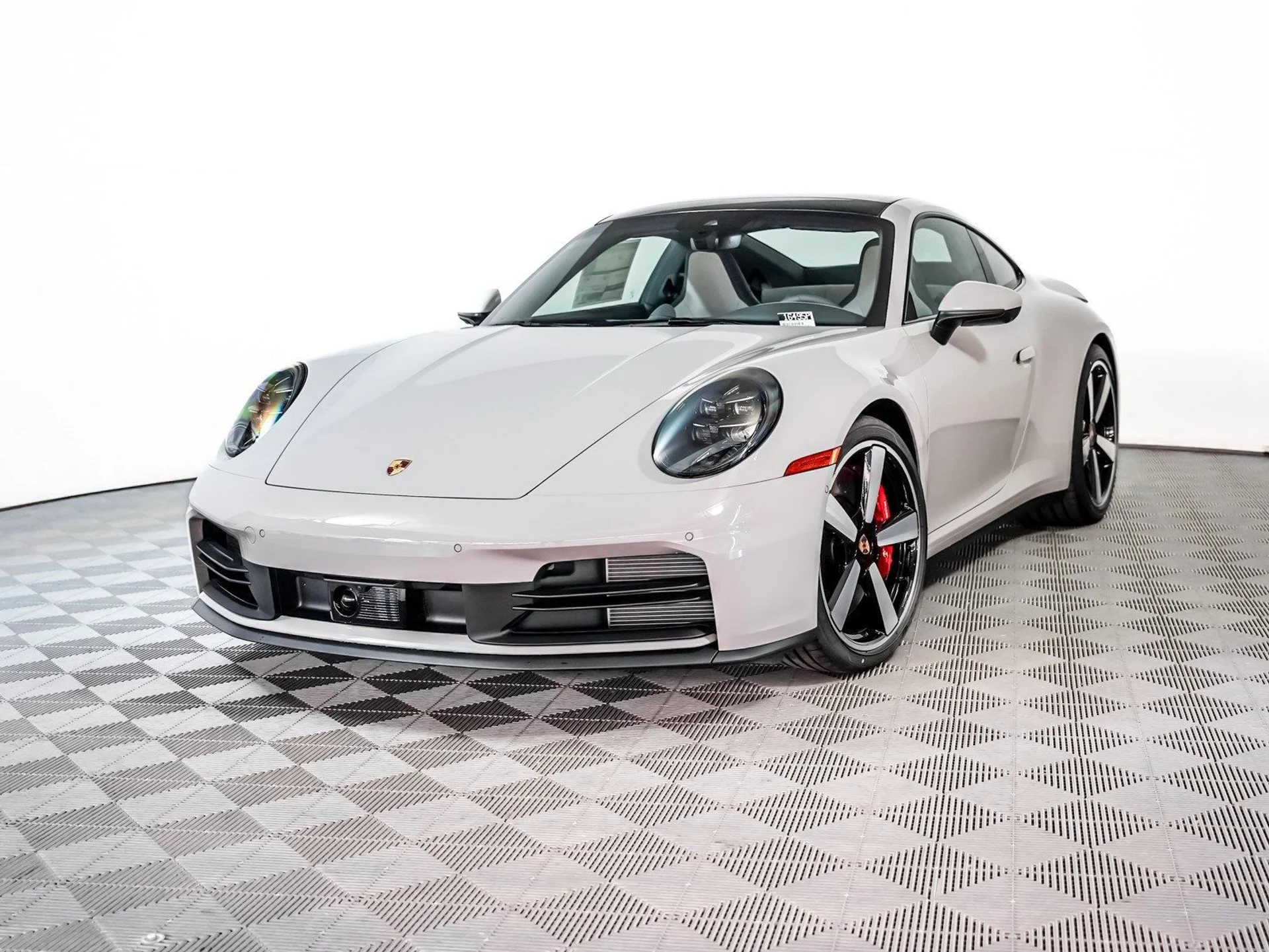 mph000_696765439_Used_2025_Porsche_911_Carrera_S_1790618484_92c41138a9