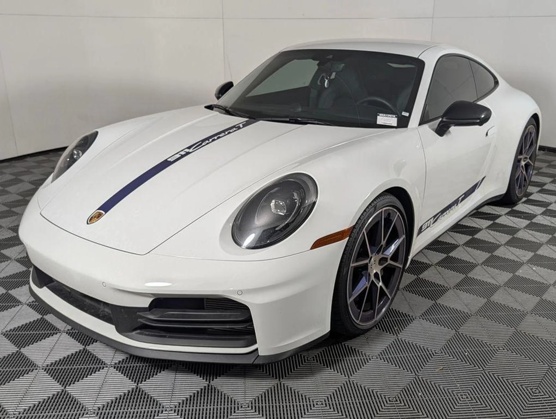 mph000_701882378_Iw_GU_Wy_2_Jqu_O_Br_D8_Bt9df_Pfv_MYU_28013d37f8