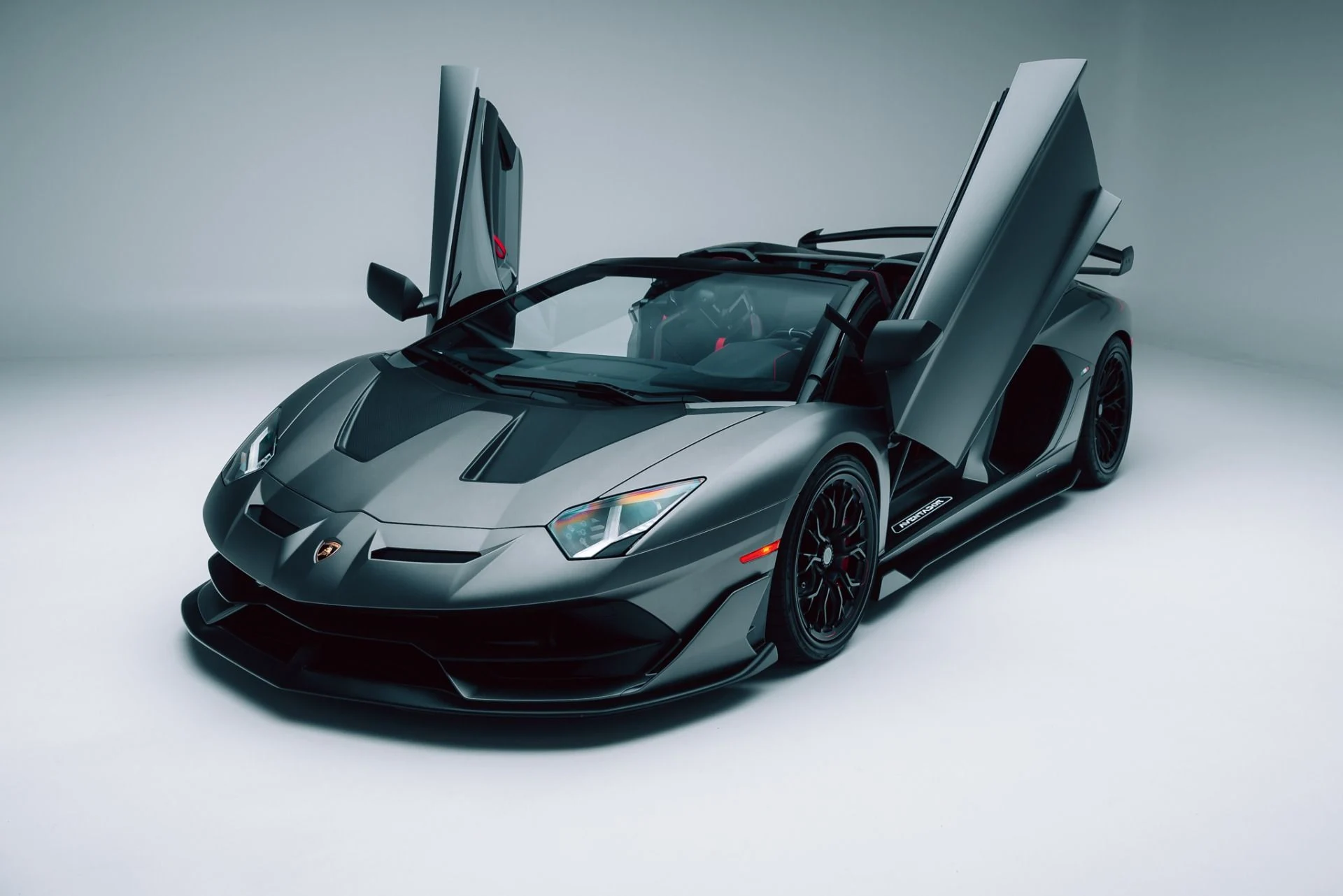 mph000_732475687_Used_2020_Lamborghini_Aventador_LP_770_4_SVJ_1762455595_5a1d4b8169