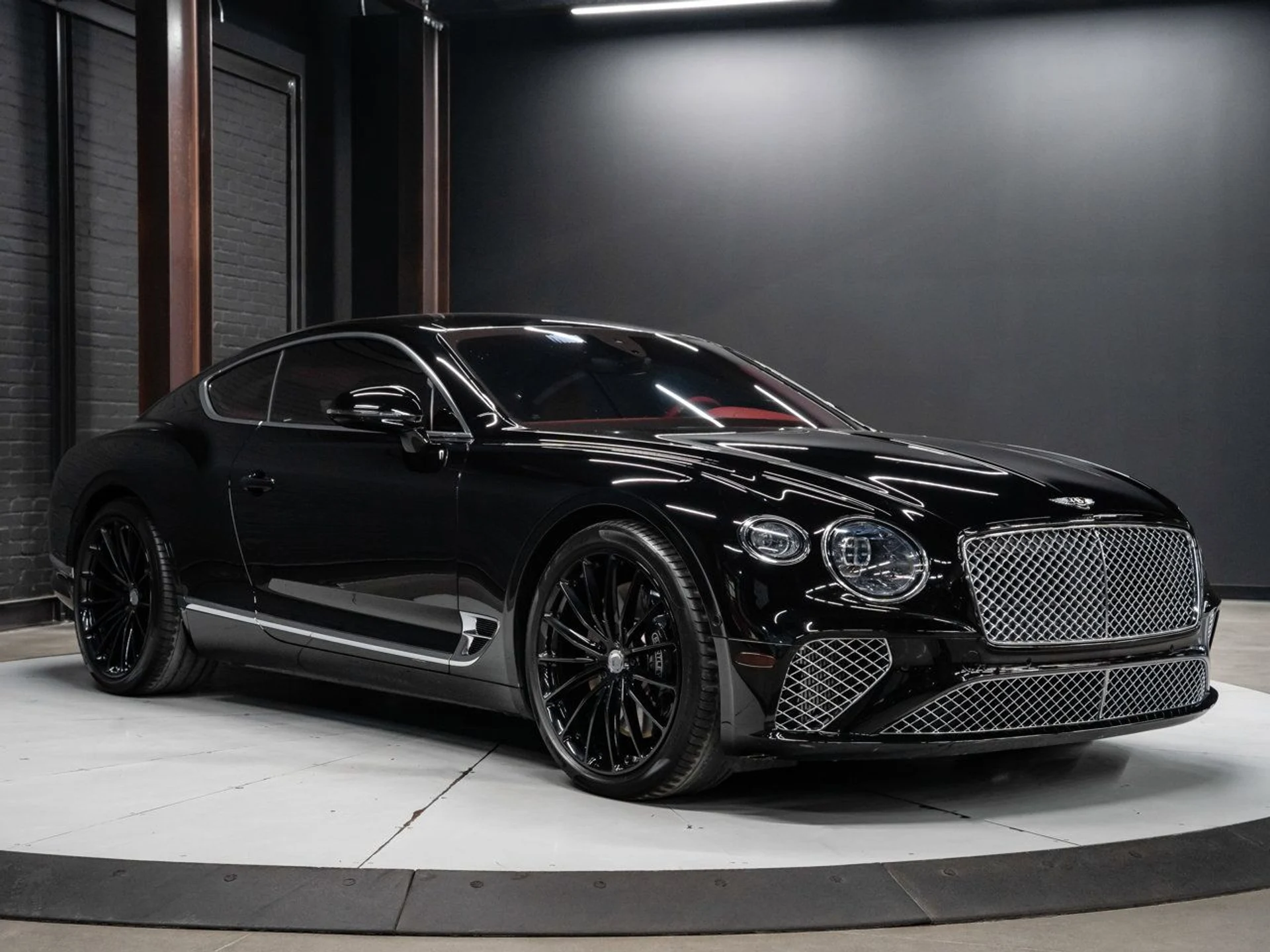 mph000_73641677_bentley_continental_2020_ca87f48a07