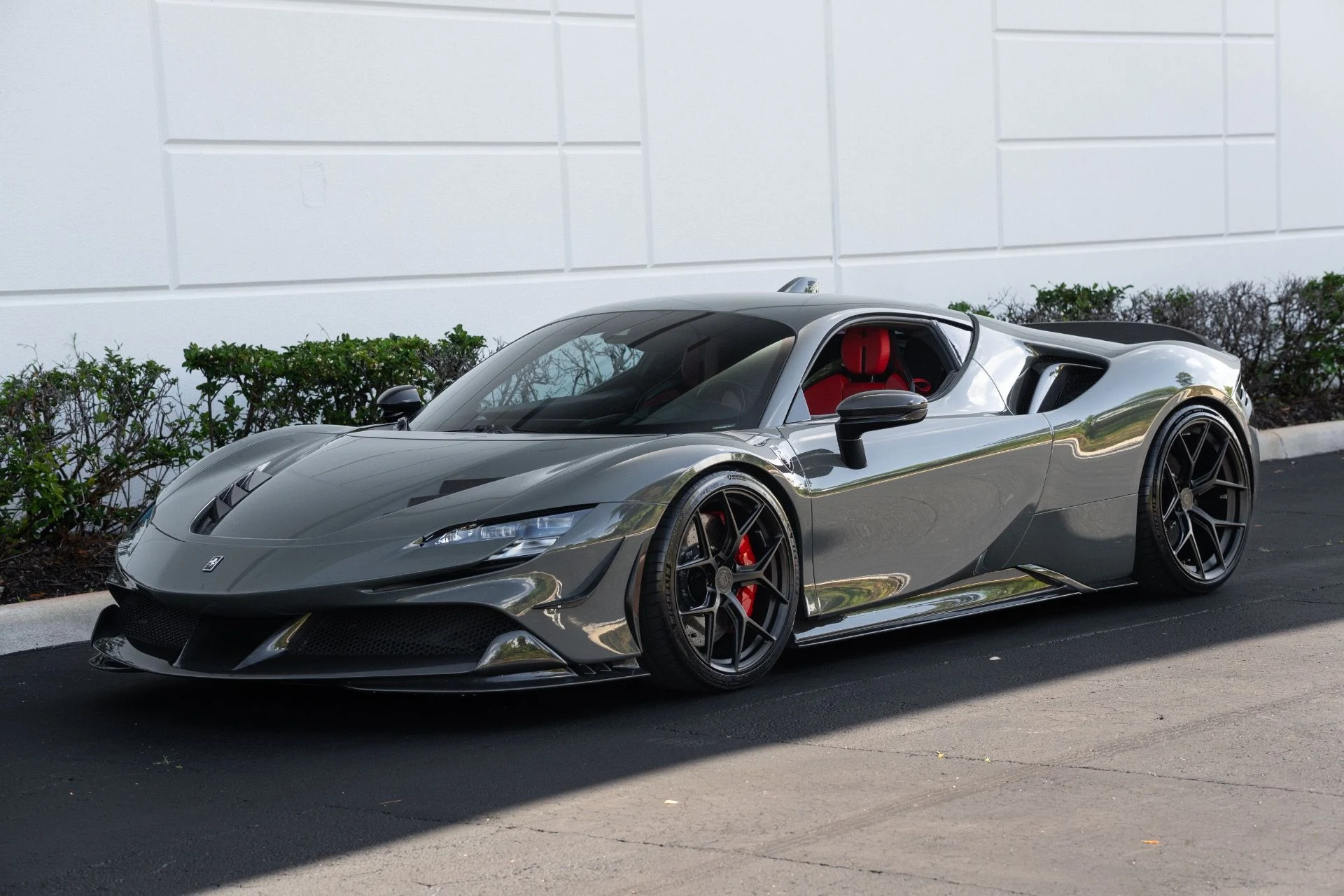 mph000_742464754_Used_2022_Ferrari_SF_90_Stradale_1772648801_48c143da85