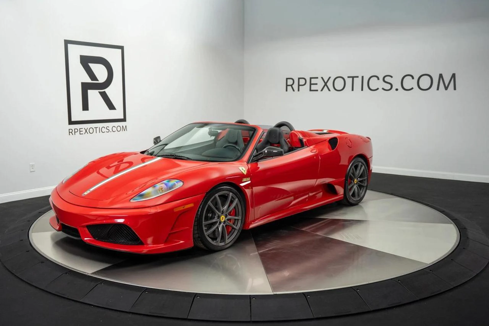 mph000_745102992_05ddd6ef98a8e27285ee05c29b3d63c3_92f1414a6c