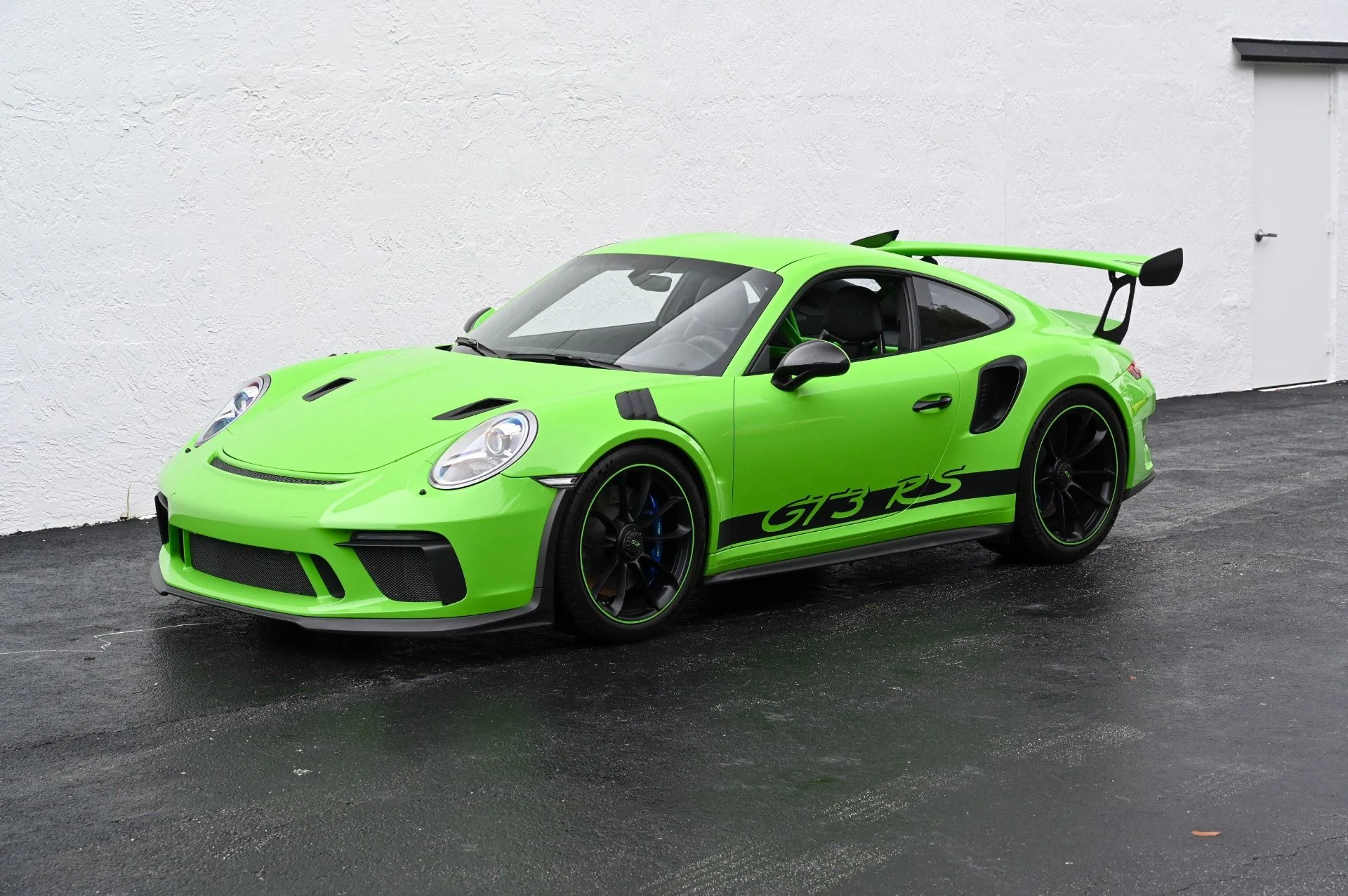 mph000_757745380_Used_2019_Porsche_911_GT_3_RS_1778272615_8a83115adb