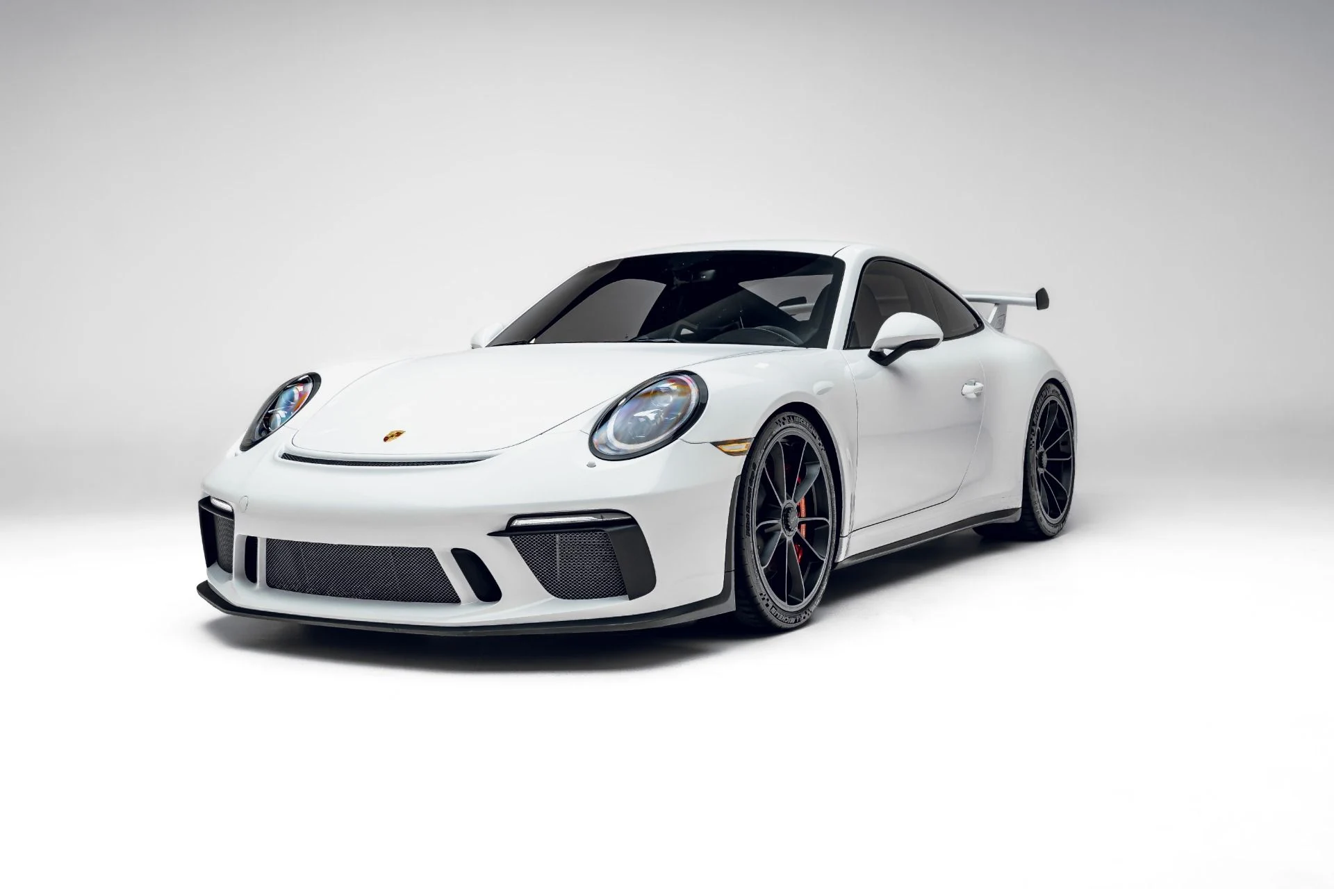 mph000_768998950_Used_2018_Porsche_911_GT_3_1781890252_0540d8da00