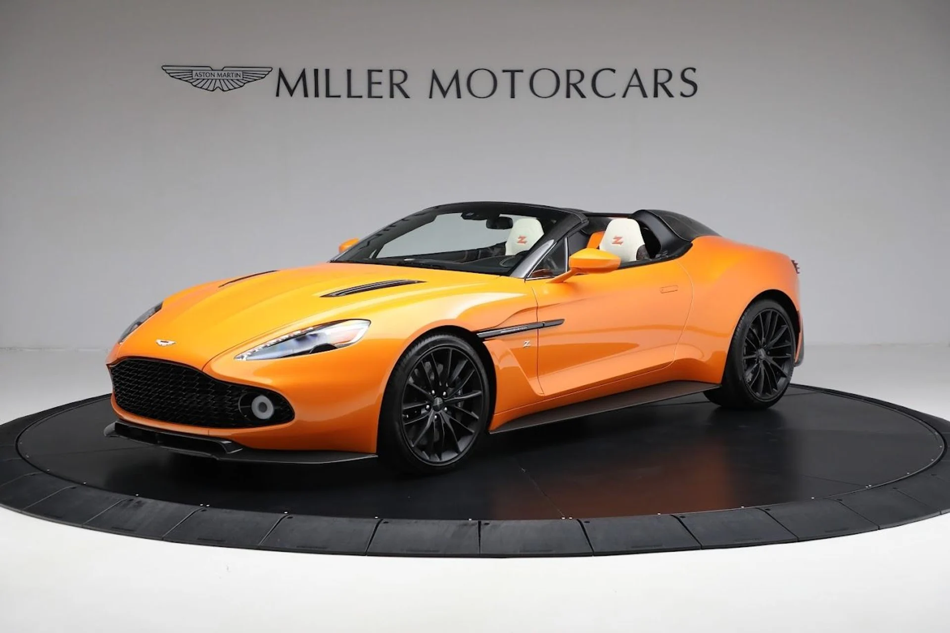 mph000_77094581_Used_2018_Aston_Martin_Vanquish_Zagato_Speedster_4540abaa6a