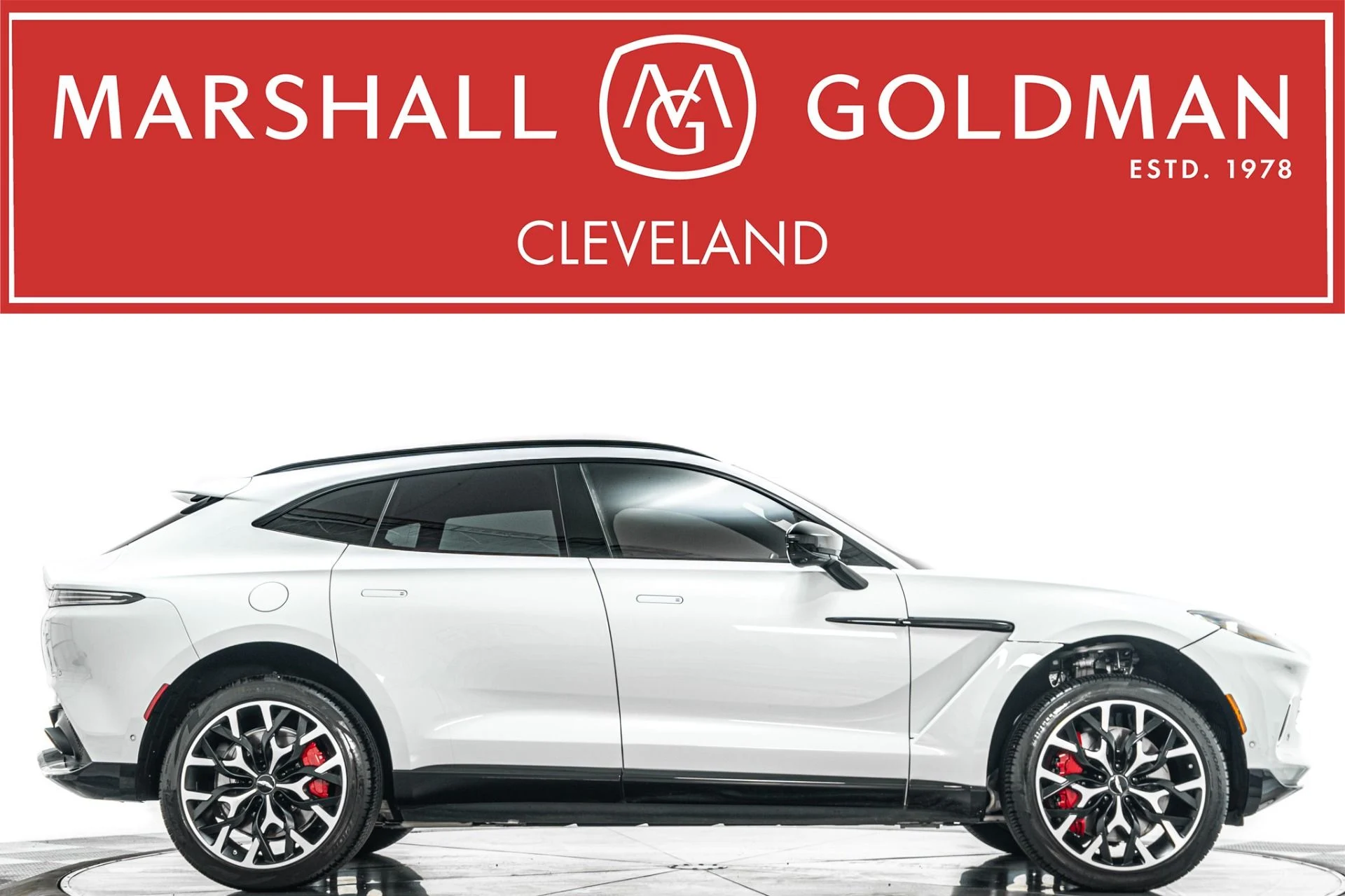 mph000_79501572_Used_2021_Aston_Martin_DBX_AML_Color_Indulgence_Pack_DB_Elegance_Pack_1783626182_cf2fdd2270