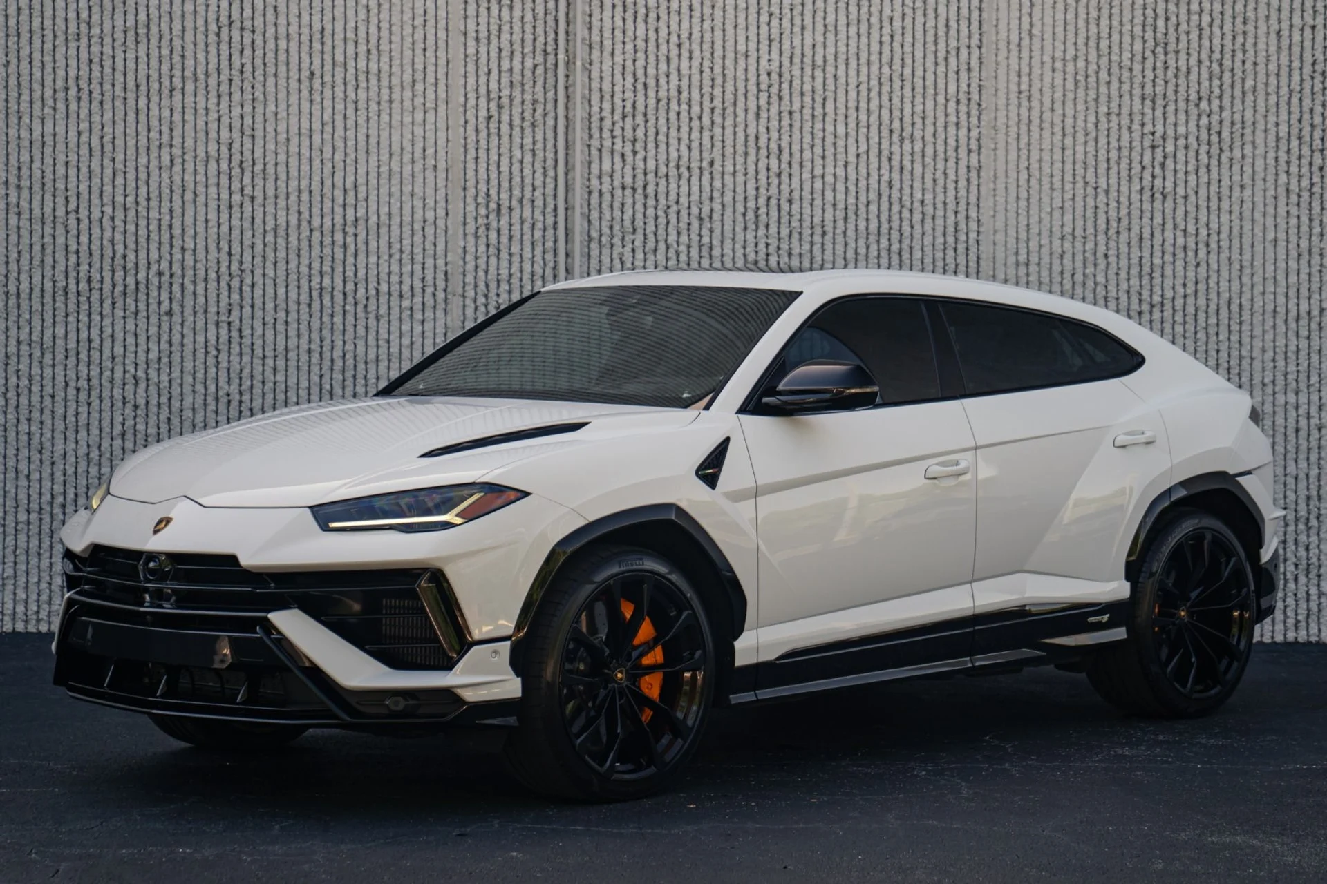 mph000_813292682_Used_2024_Lamborghini_Urus_S_HUGE_295296_Original_MSRP_Low_Mile_1787089890_f58905f5f1