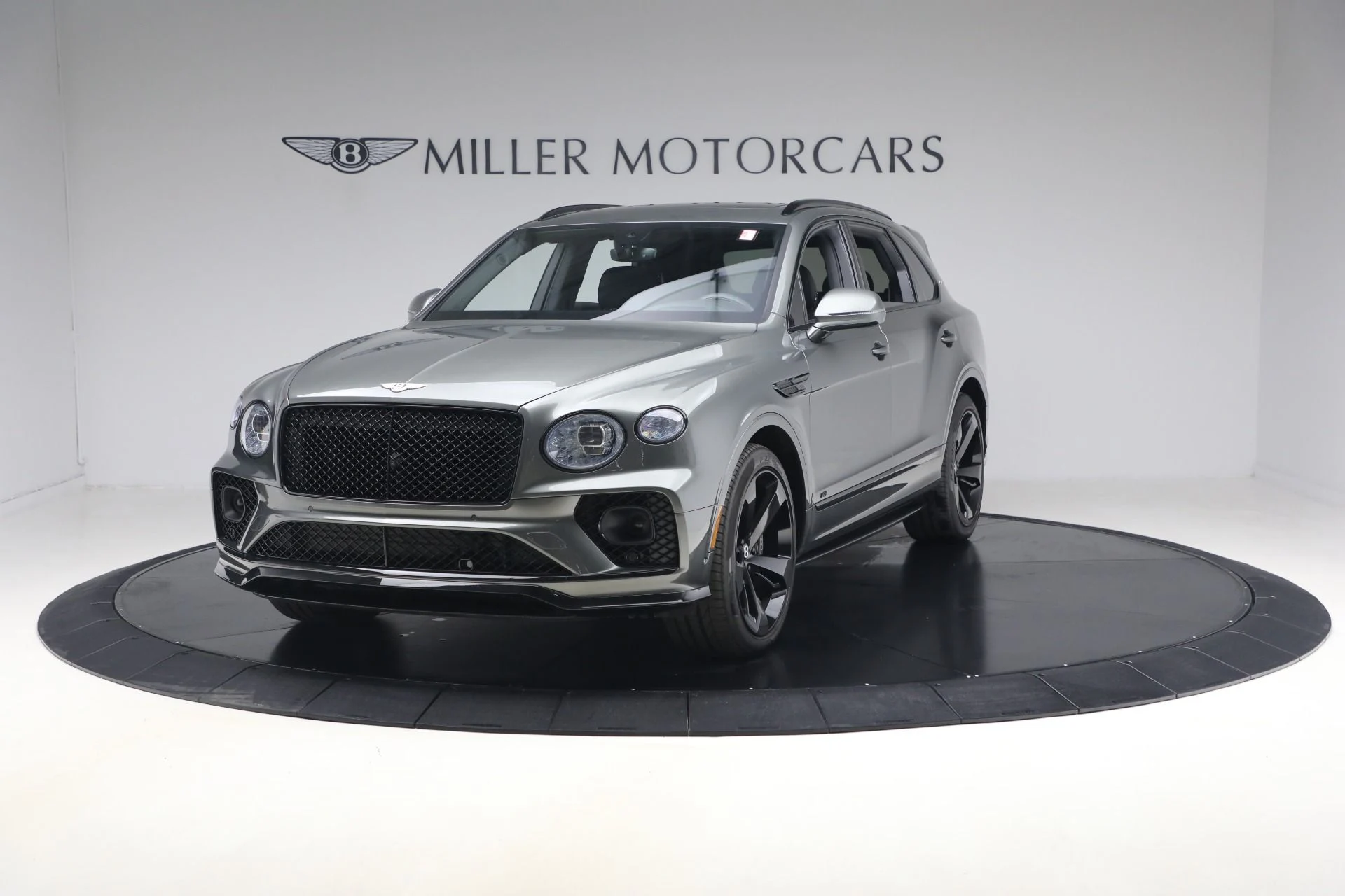 mph000_81522587_Used_2022_Bentley_Bentayga_V8_1772492891_44225ec247