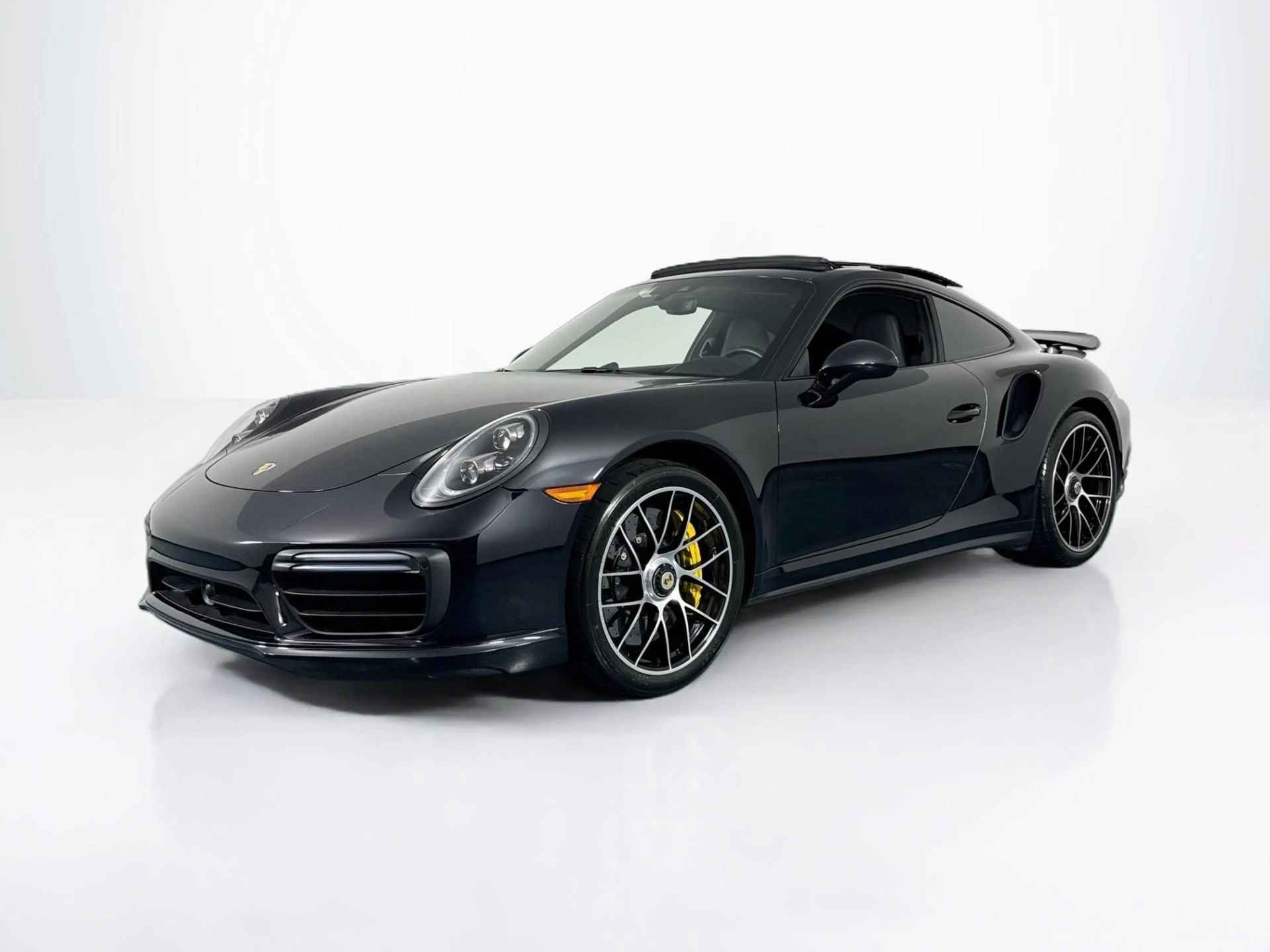 mph000_829618887_Used_2019_Porsche_911_Turbo_S_1782334218_adb2bf1fcb