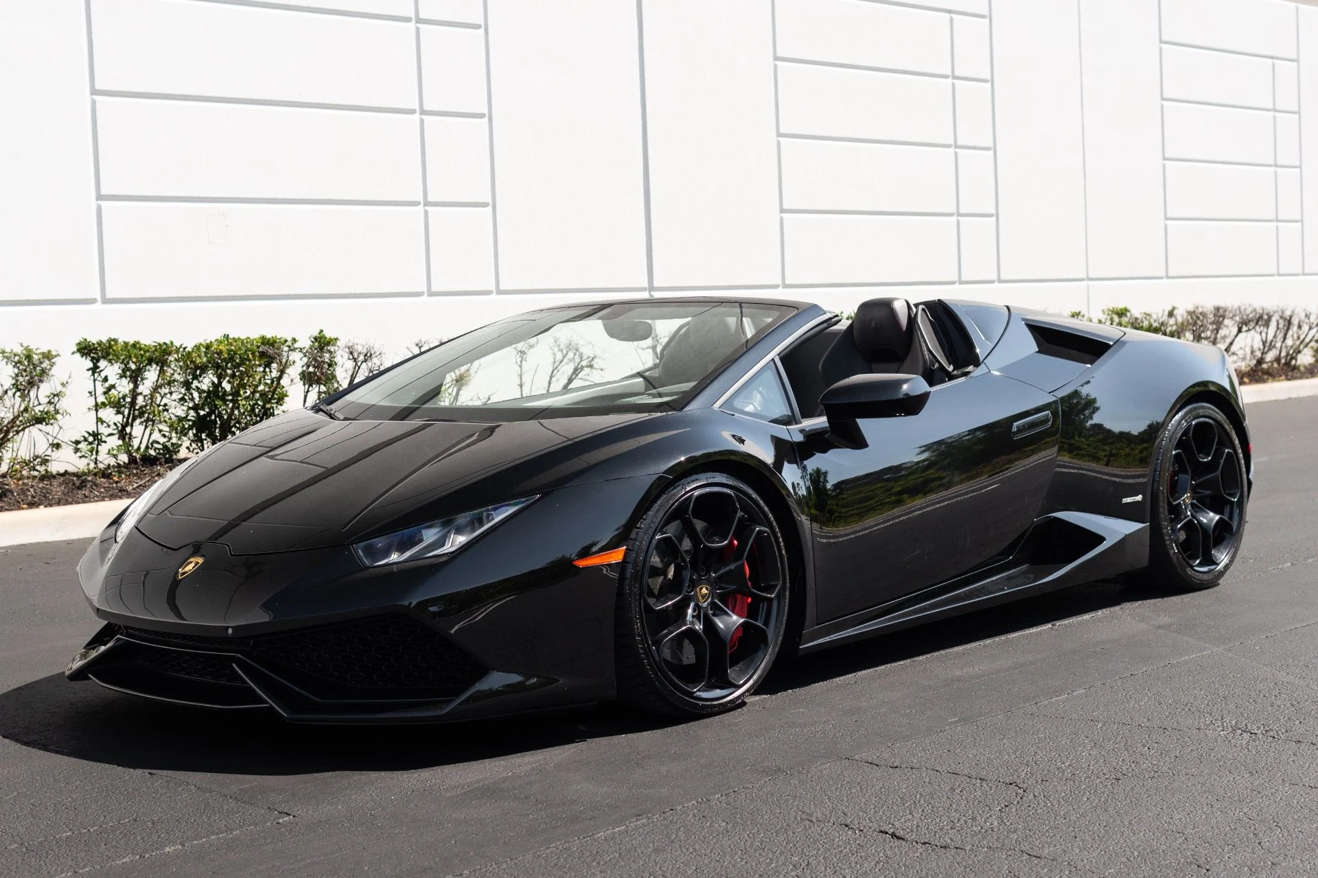 mph000_854988225_Used_2017_Lamborghini_Huracan_LP_610_4_Spyder_1774364077_821e6049df