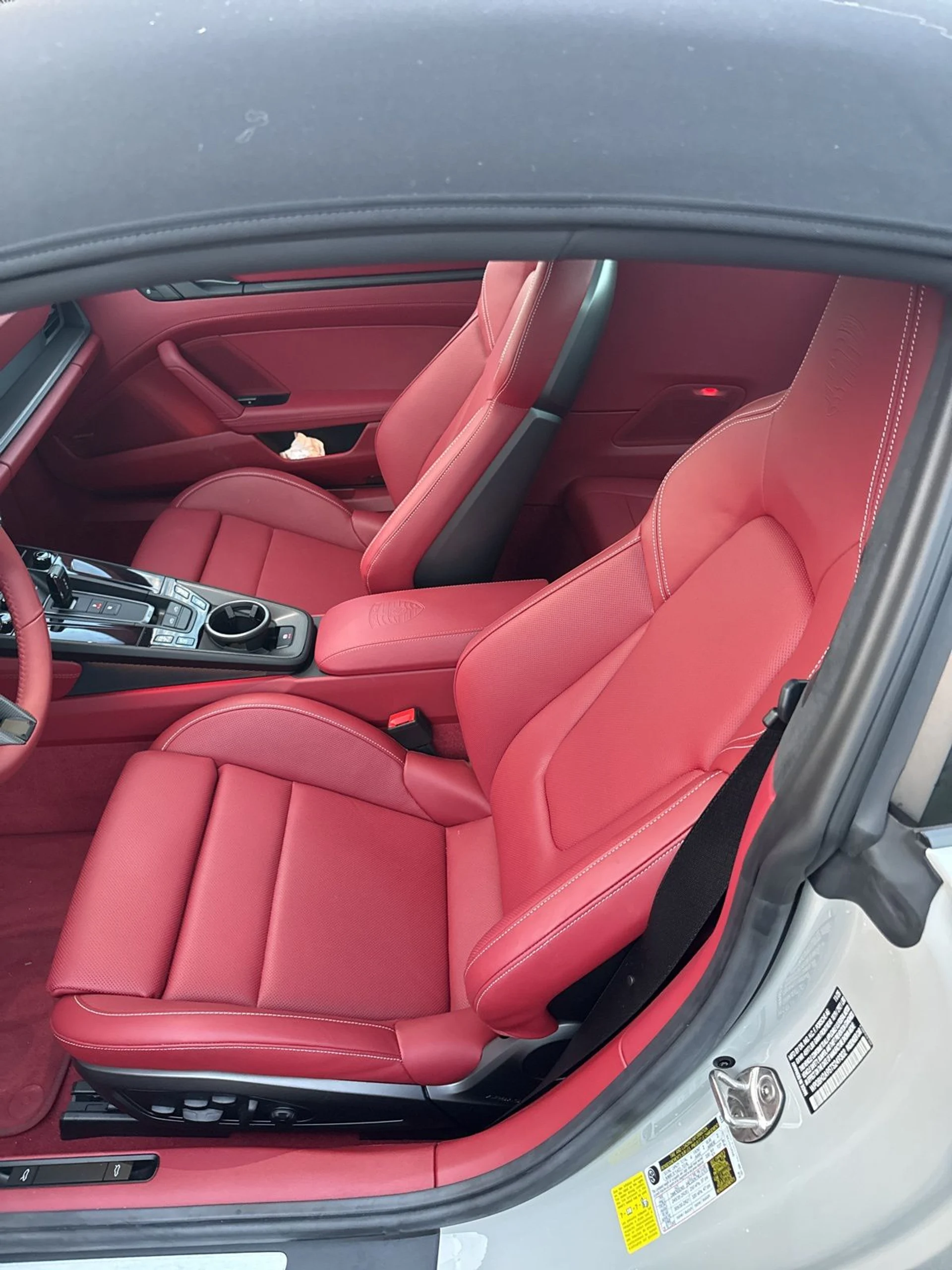 mph000_867930692_d5dfad8161fce5b81020a95e66848f7bx_a25ac15256