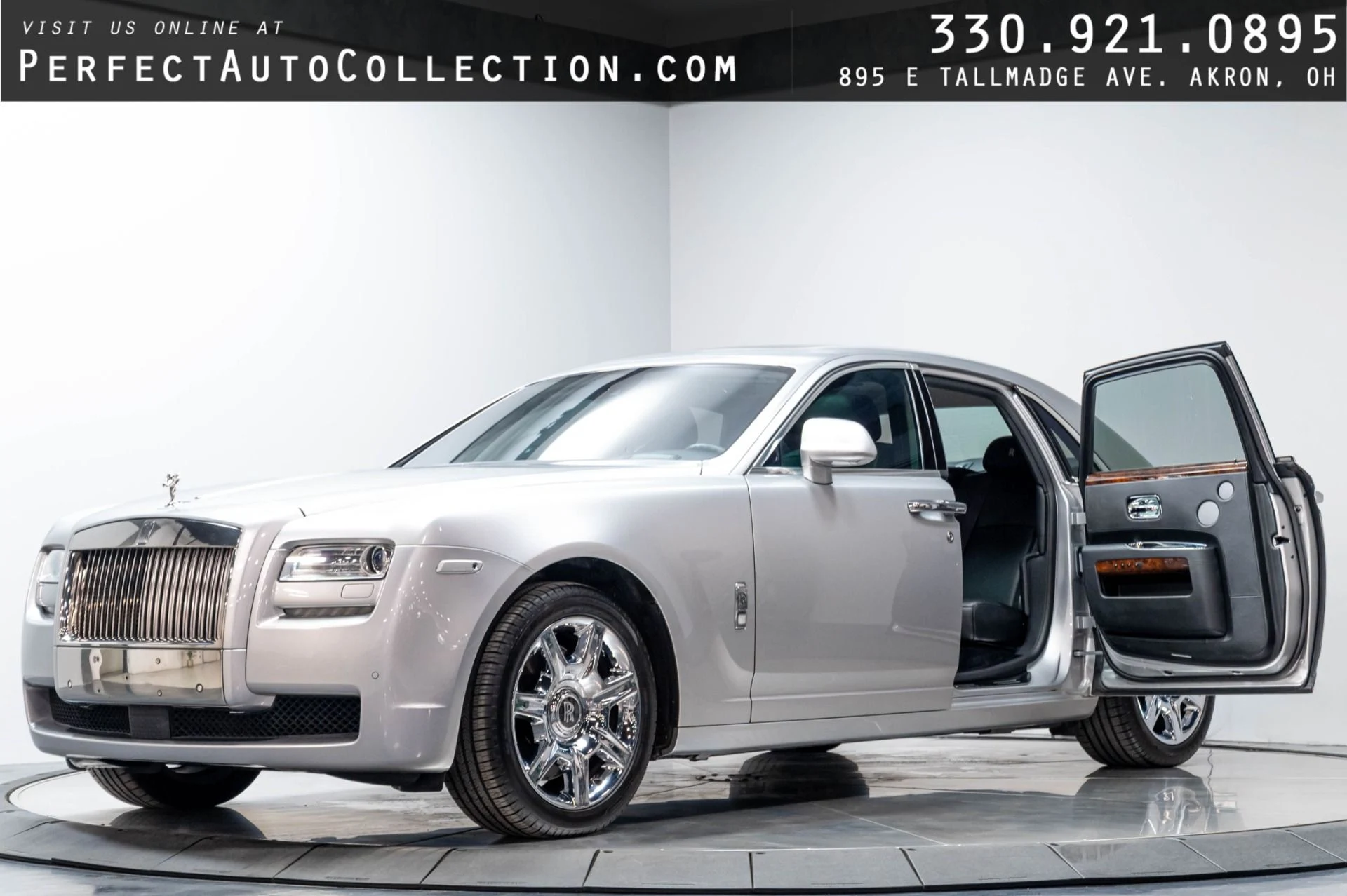 mph000_878685410_Used_2012_Rolls_Royce_Ghost_1778014944_6f6a41ddda