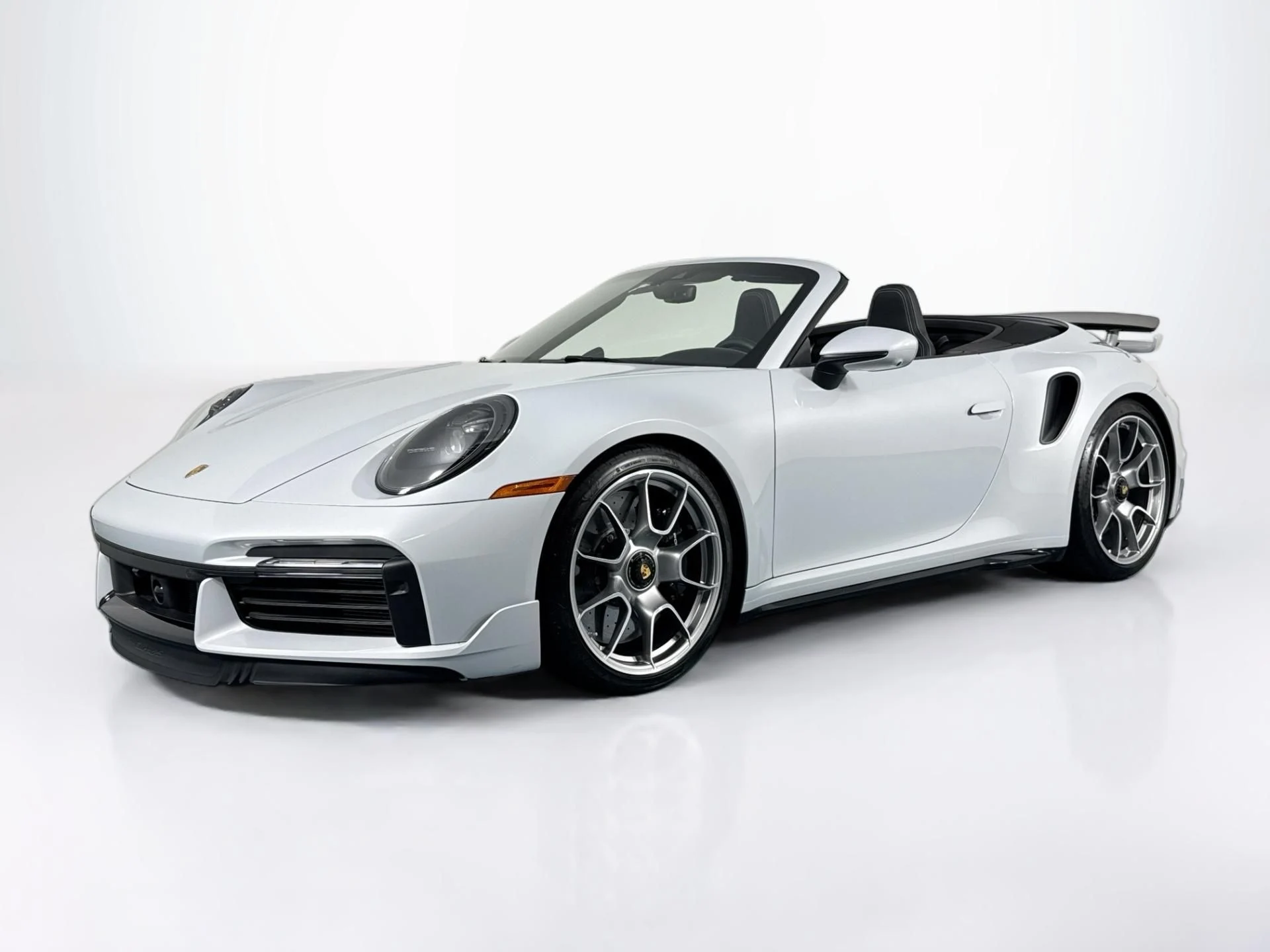 mph000_896876192_Used_2025_Porsche_911_Turbo_S_1784676728_ee7cd70bde