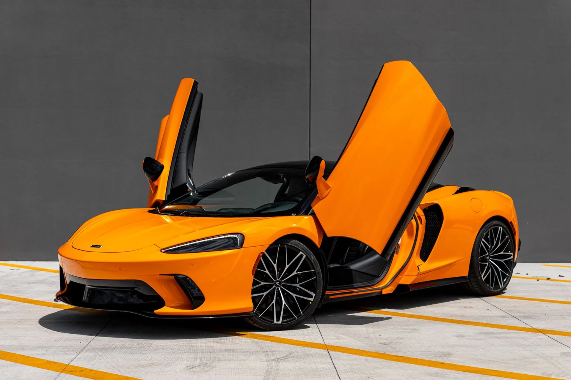 mph000_898771355_New_2025_Mc_Laren_GTS_4f001273c0