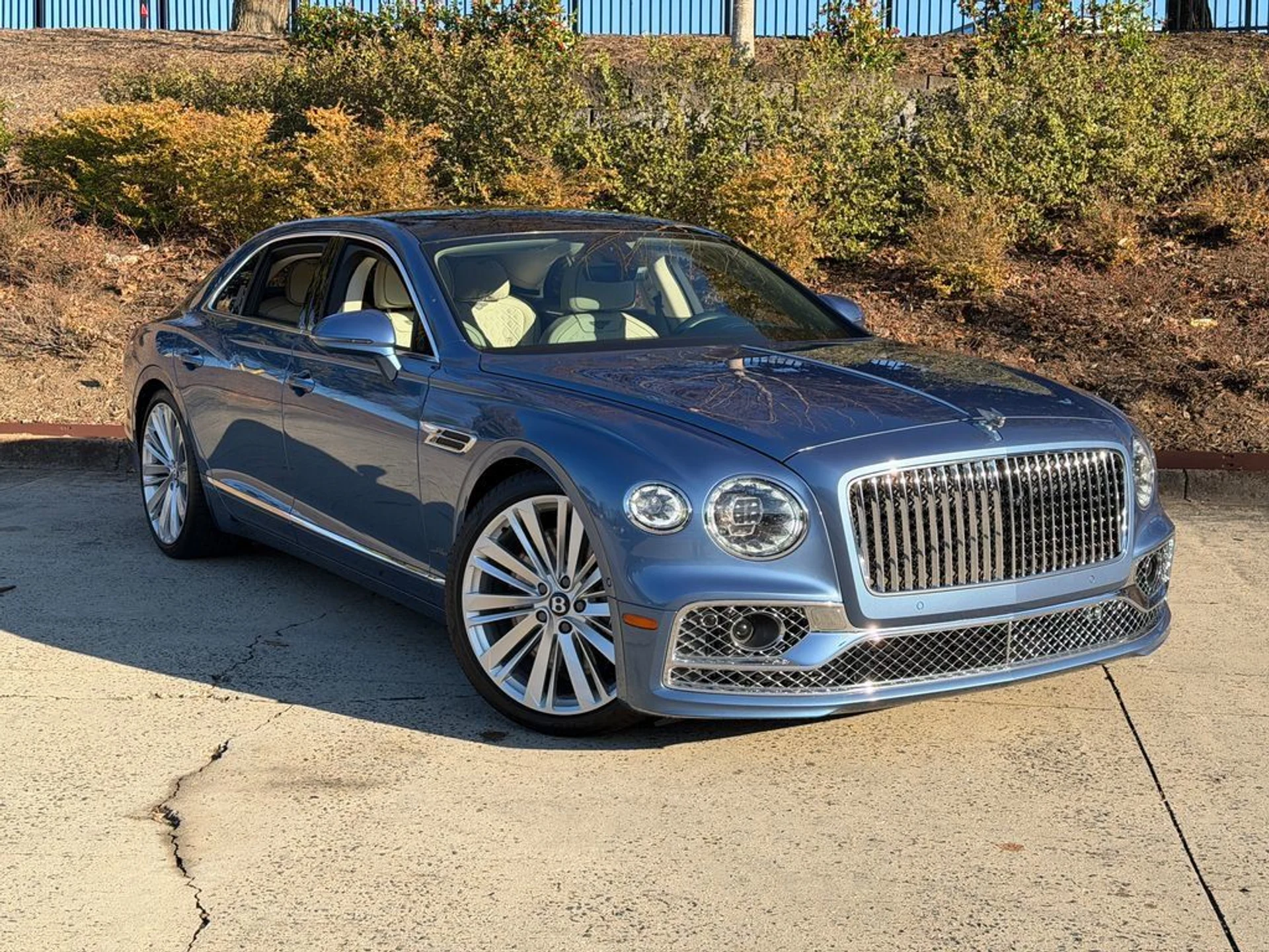 mph000_915404238_f442a5aab79343b7a25eaf3ef2f17939_c4072efd8e