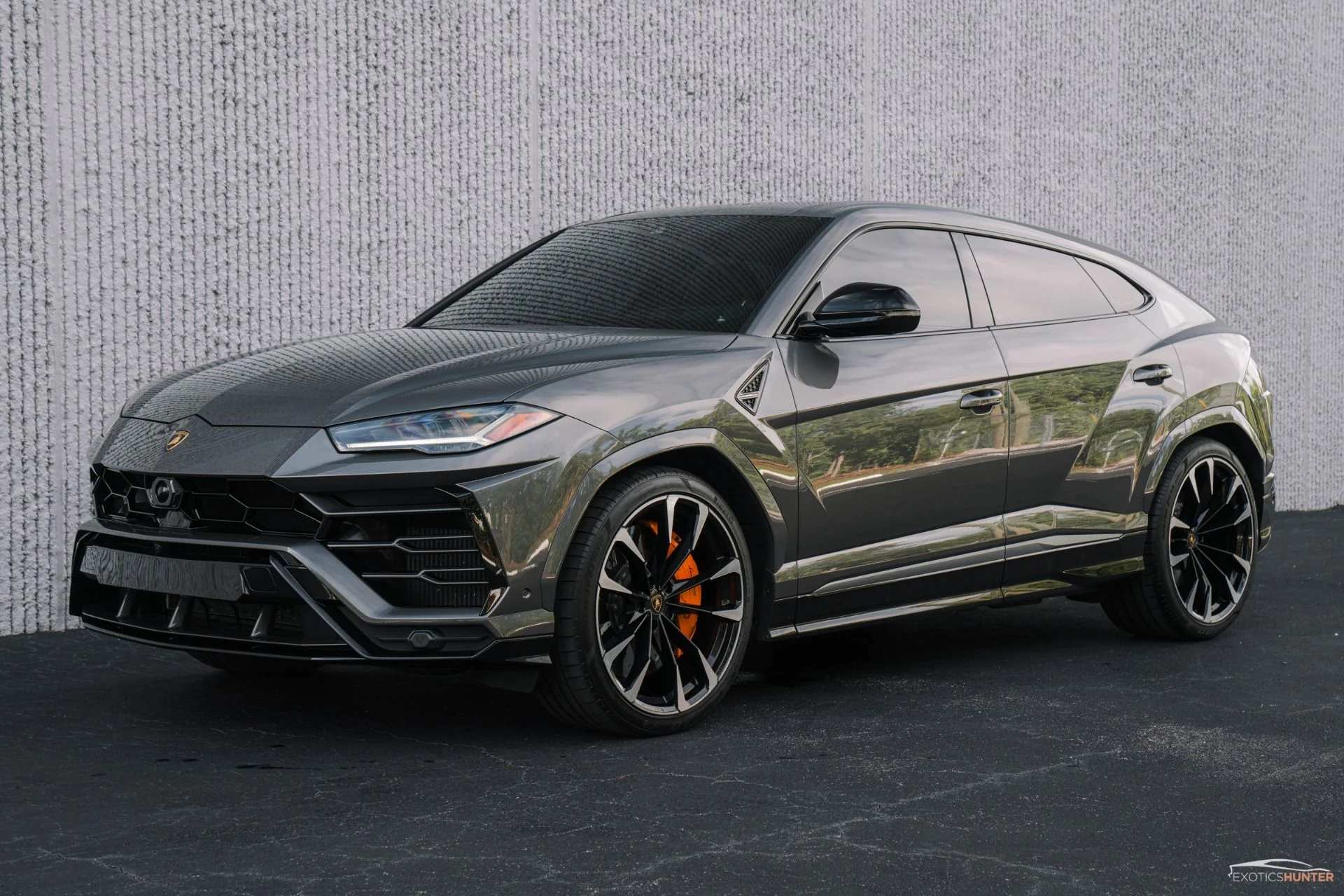 mph000_929020990_Used_2021_Lamborghini_Urus_w_Bang_Olufsen_Advanced_Sound_Parkassist_1758750772_4f86e7ab38