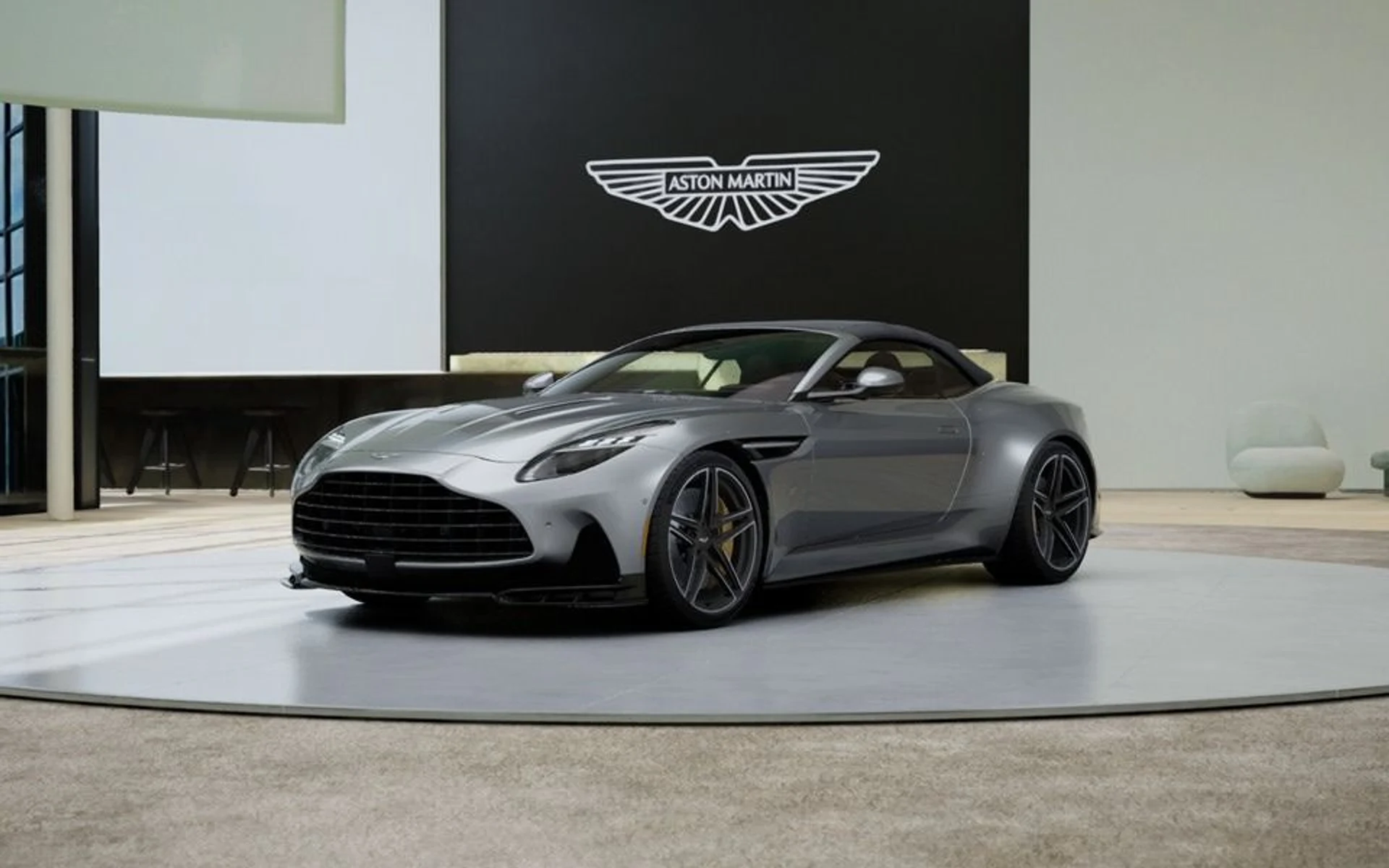 mph000_932555057_New_2027_Aston_Martin_DB_12_S_Volante_In_Transit_16961f5d86