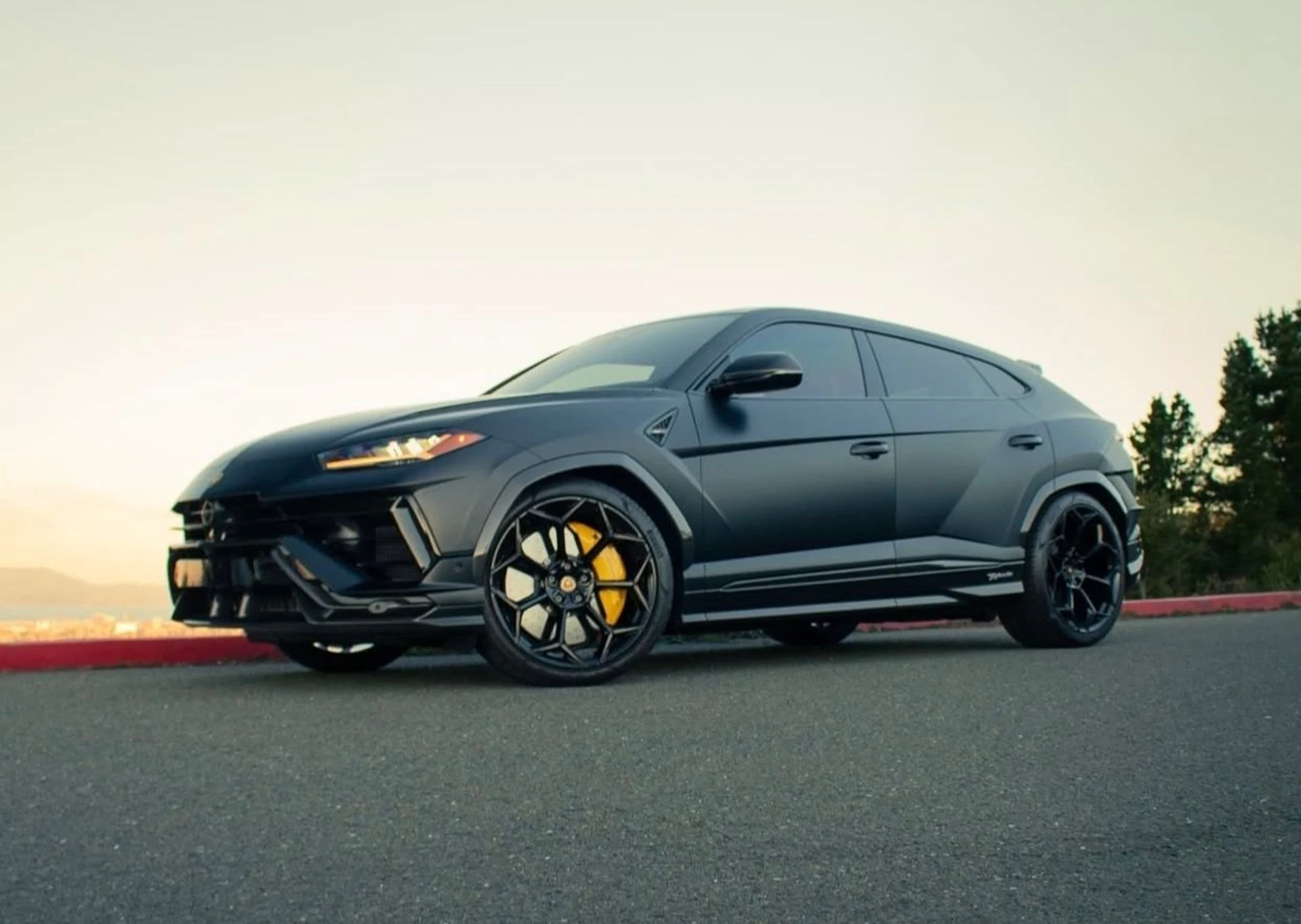 mph000_954523495_Used_2023_Lamborghini_Urus_Performante_1752875395_71dbb34846