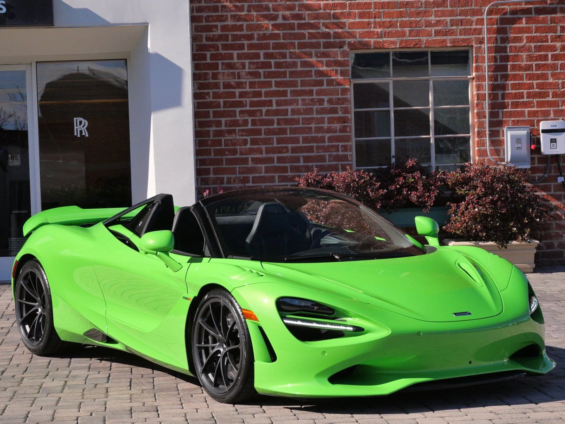 mph000_97165091_ce5fb5386c713534aa286b79a971e875x_58390db68a