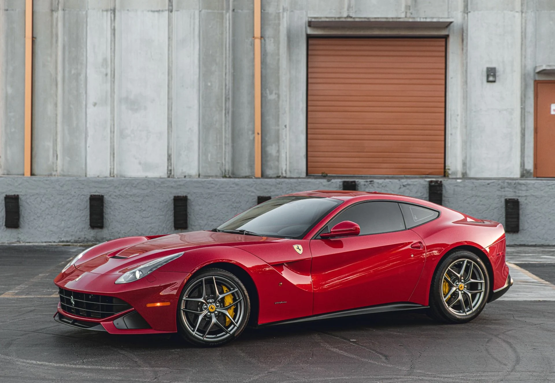 mph000_984052868_Used_2014_Ferrari_F12_berlinetta_FULLY_LOADED_411_K_MSRP_Pass_Display_Race_Seats_Full_Carbon_Interior_1690837436_1a84d95aa6