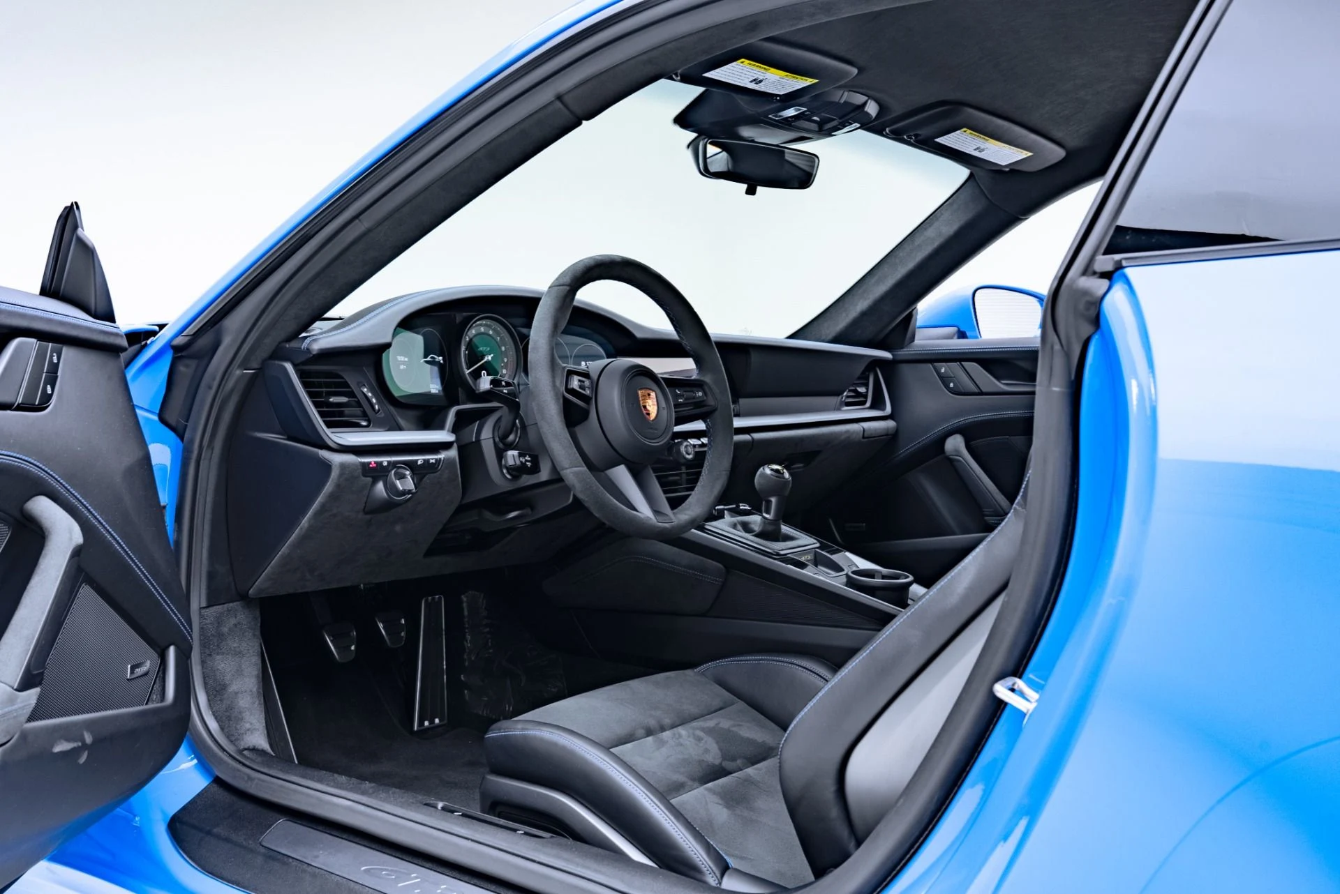 mph001_1014671878_Used_2023_Porsche_911_GT_3_1771960817_fc1be477d6