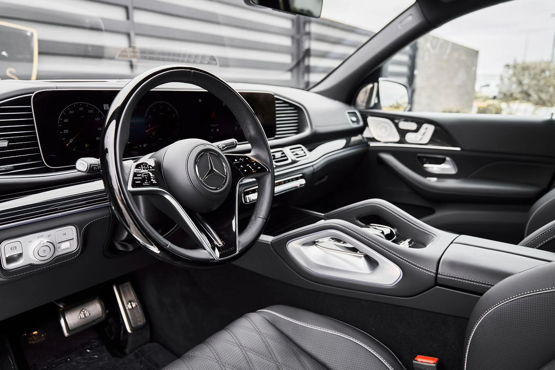 mph001_1017392965_Used_2026_Mercedes_Benz_GLS_Maybach_GLS_600_1777160204_9ae088cedc