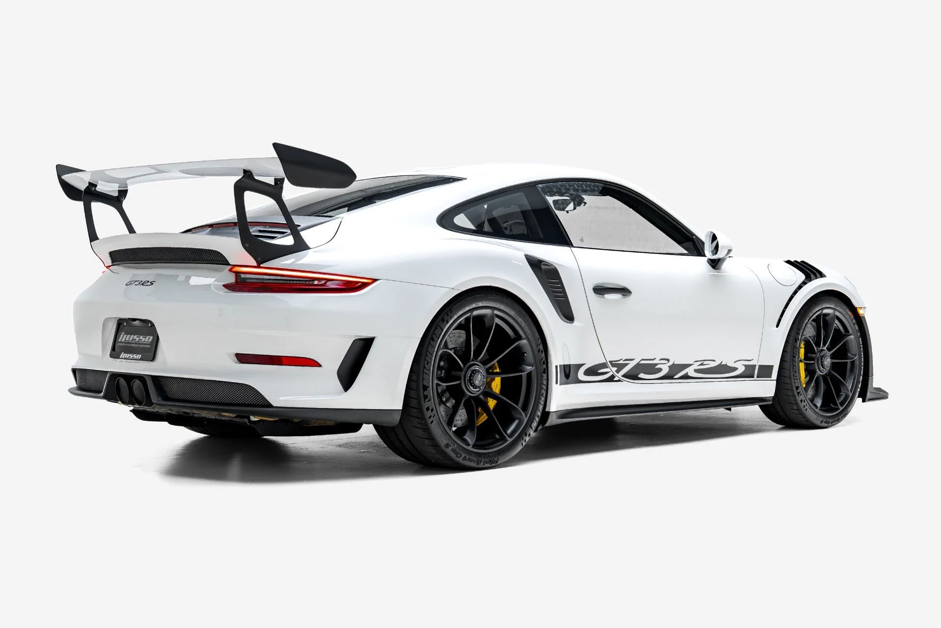mph001_101855777_Used_2019_Porsche_911_GT_3_RS_1787346263_8023ecd0de