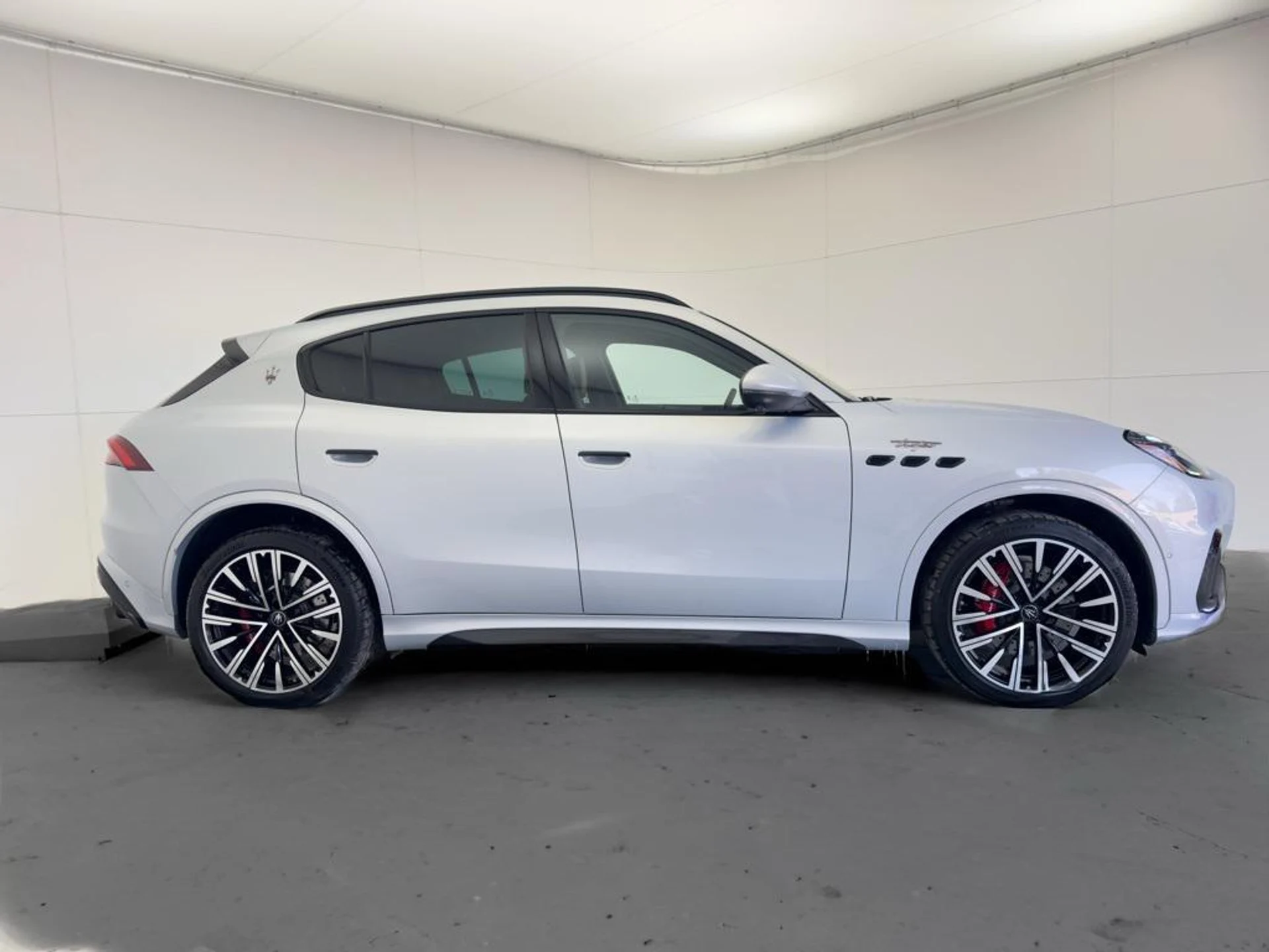 mph001_1026375323_c_Qd6_Wwh_BD_Rz44ac_Hi_Fyn_O_Wz_T_Auc_3b33c8ac27