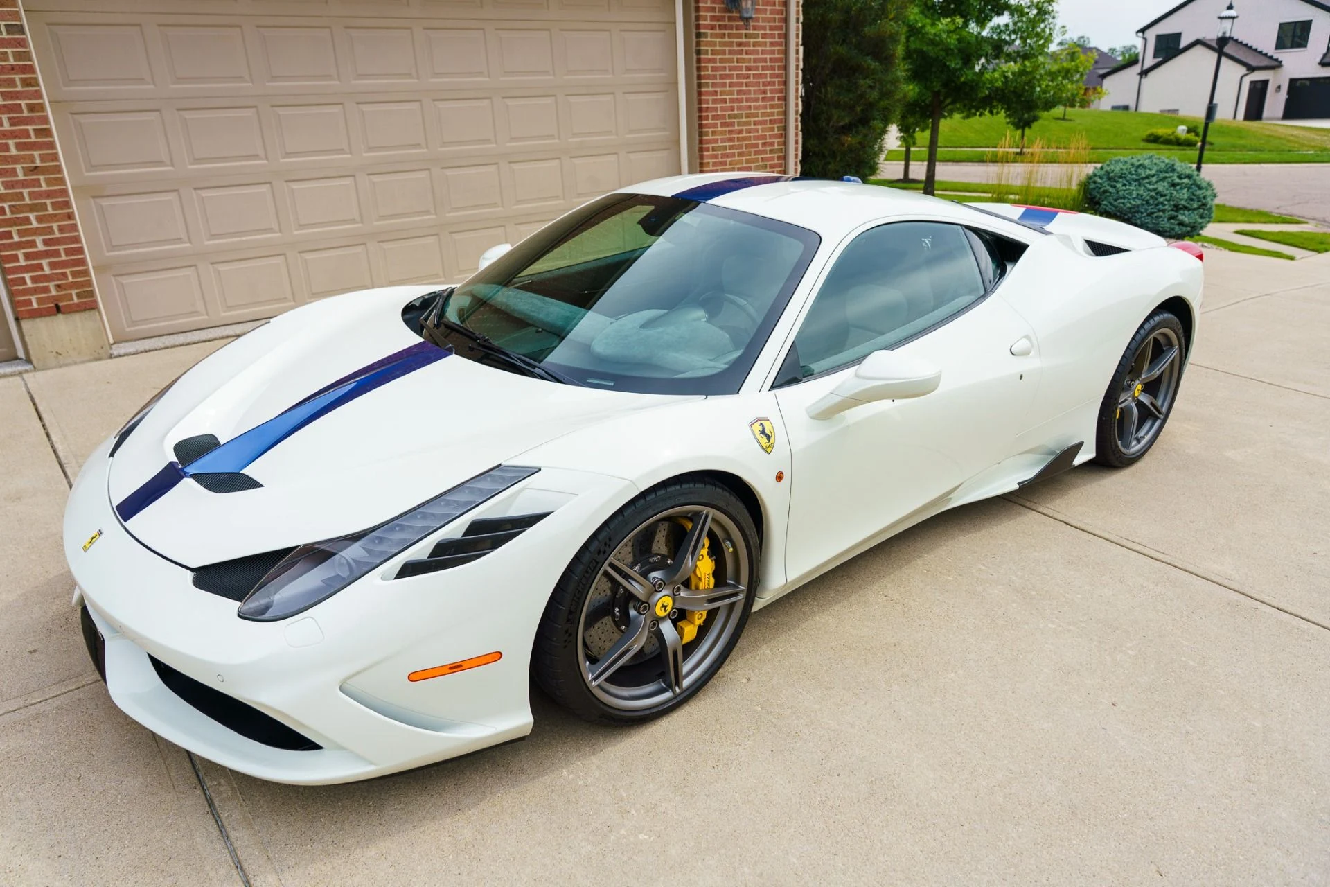 mph001_1029564204_Used_2015_Ferrari_458_Speciale_1754332080_f85a7ad54b