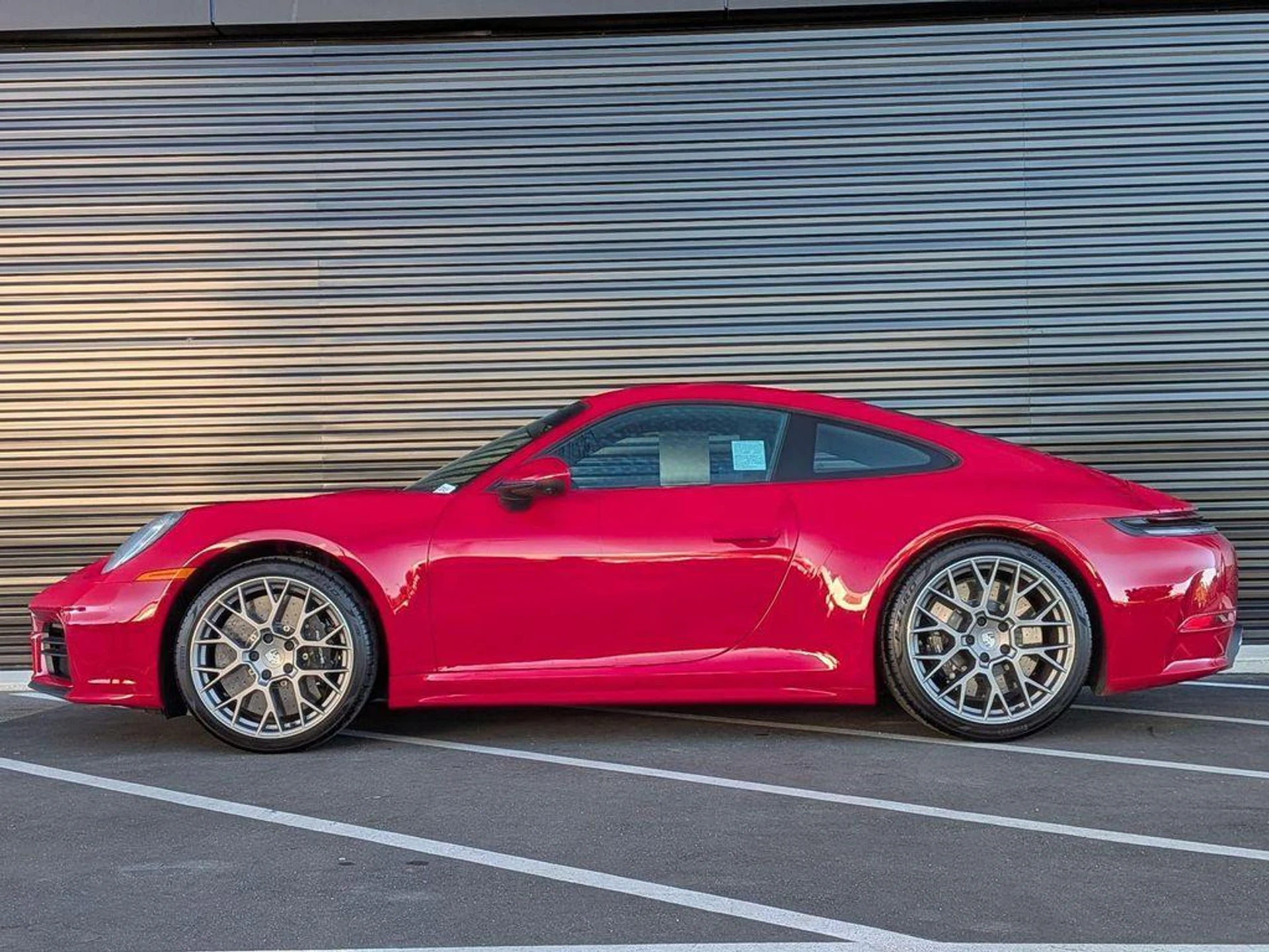 mph001_1031929121_f_Y_Dp_SFD_Bdg6_Td_C_Nie_Iikdm_S_Ix_Q8_abfdc1cd59