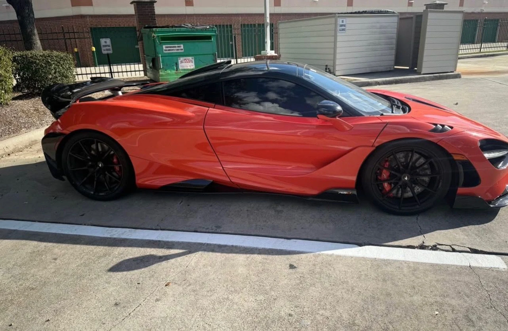 mph001_103459520_Used_2021_Mc_Laren_765_LT_1760386602_cfe24b30e6