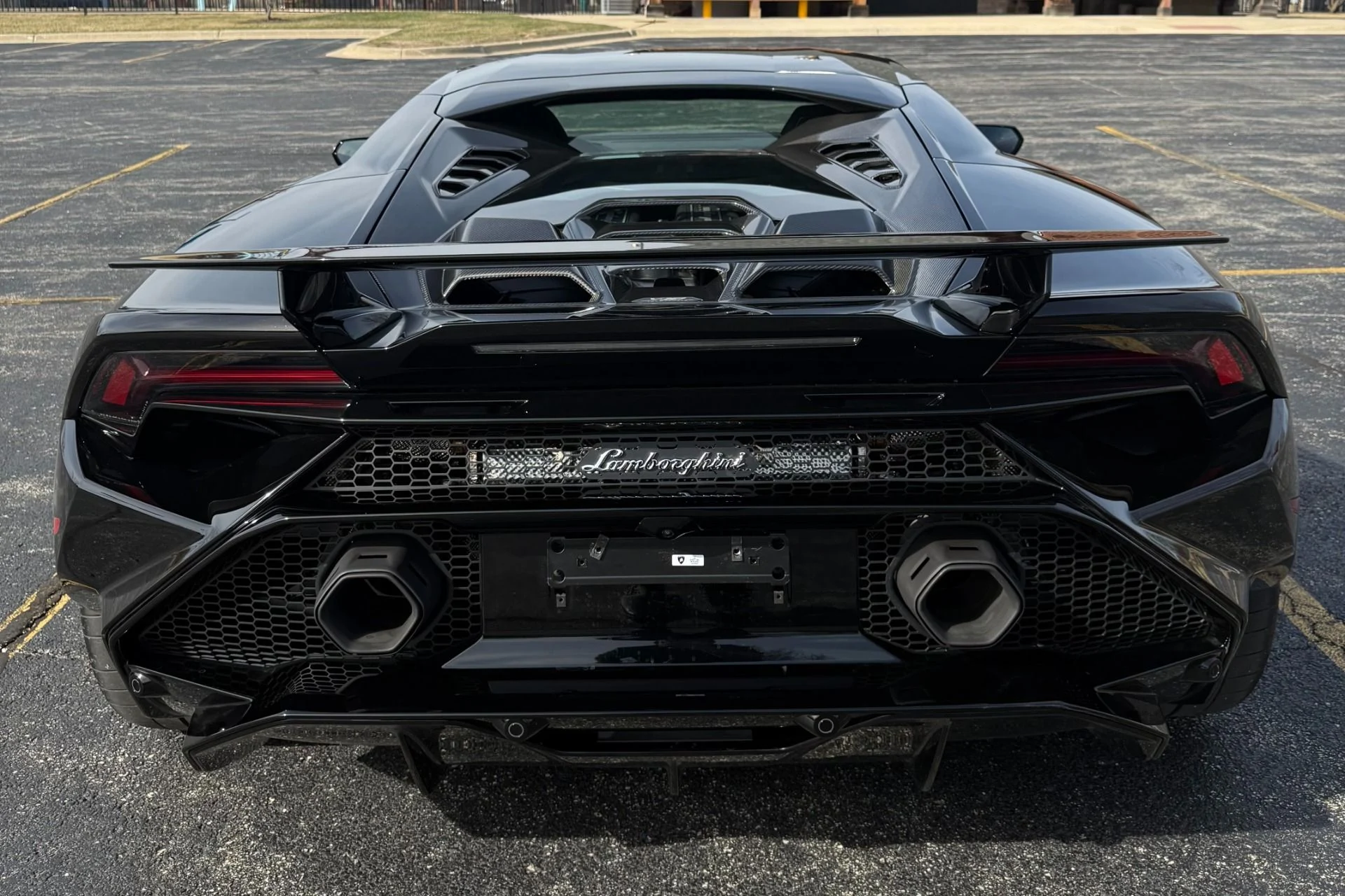 mph001_1045377527_Used_2024_Lamborghini_Huracan_Tecnica_1778280219_7b0ff74e72