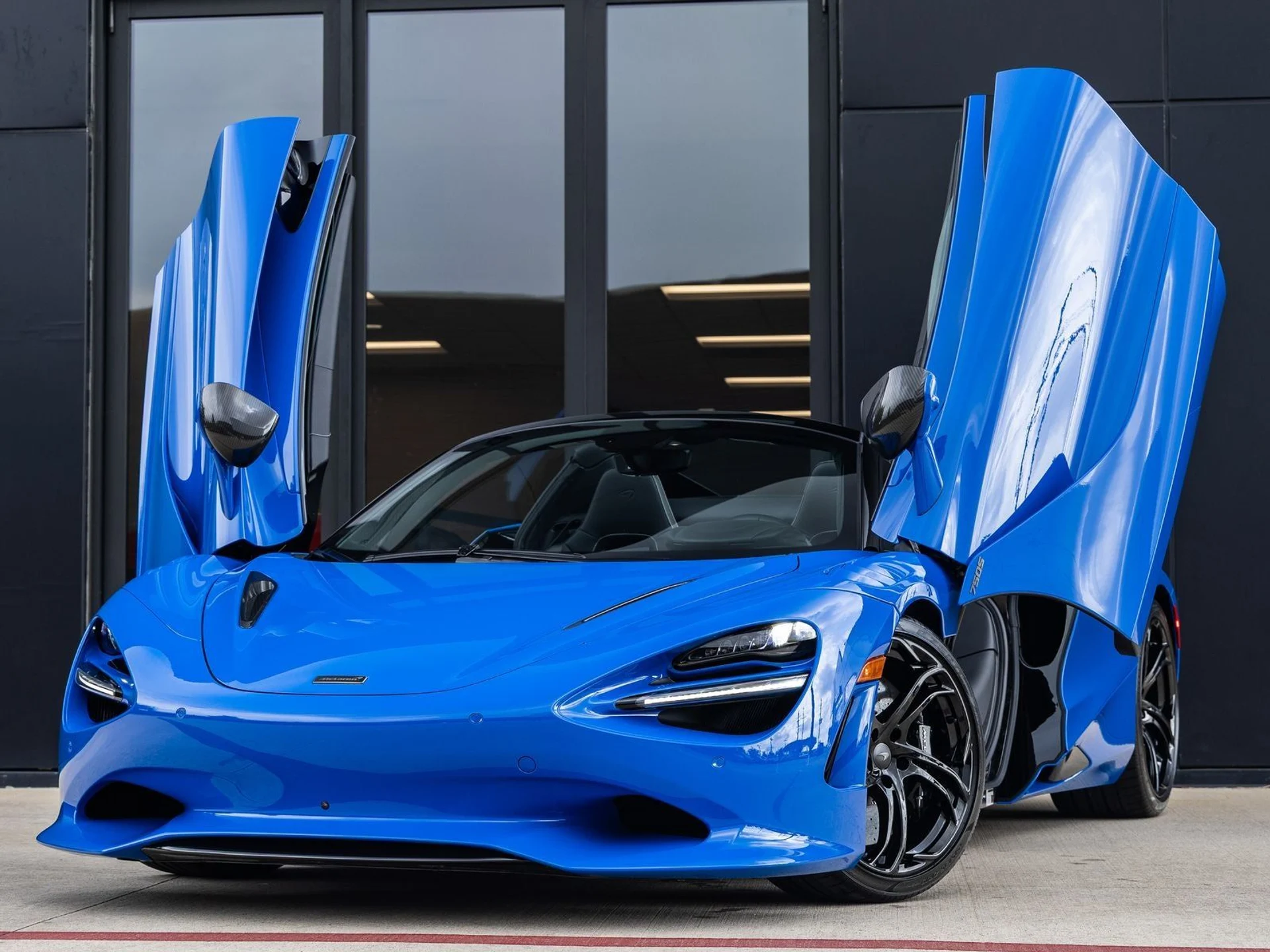 mph001_105055991_2_992d8c2957