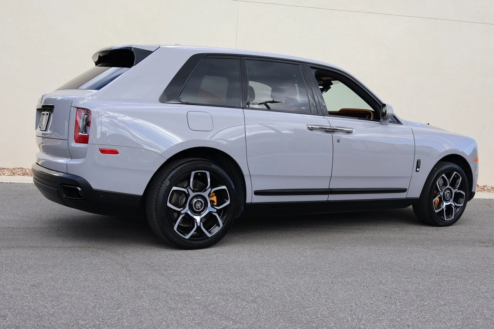 mph001_1052915268_2_41ba3e38ce