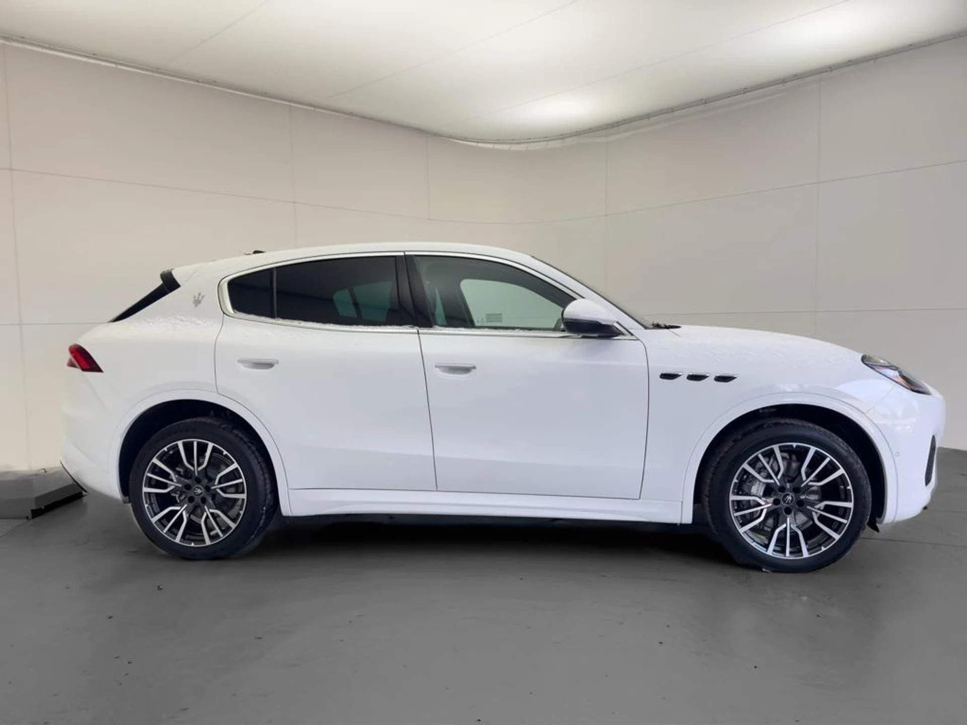 mph001_1056419042_7_Qlq_Kw_D7h_O_Je_Z6_Lvo_Of_X_Vt_SQ_4_9e14c74e06