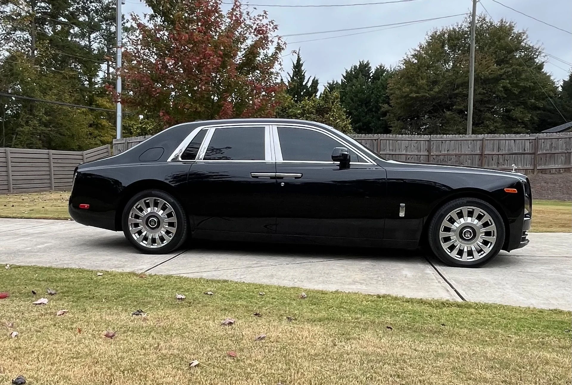 mph001_1071442653_Used_2020_Rolls_Royce_Phantom_1762814776_58ae4e3939