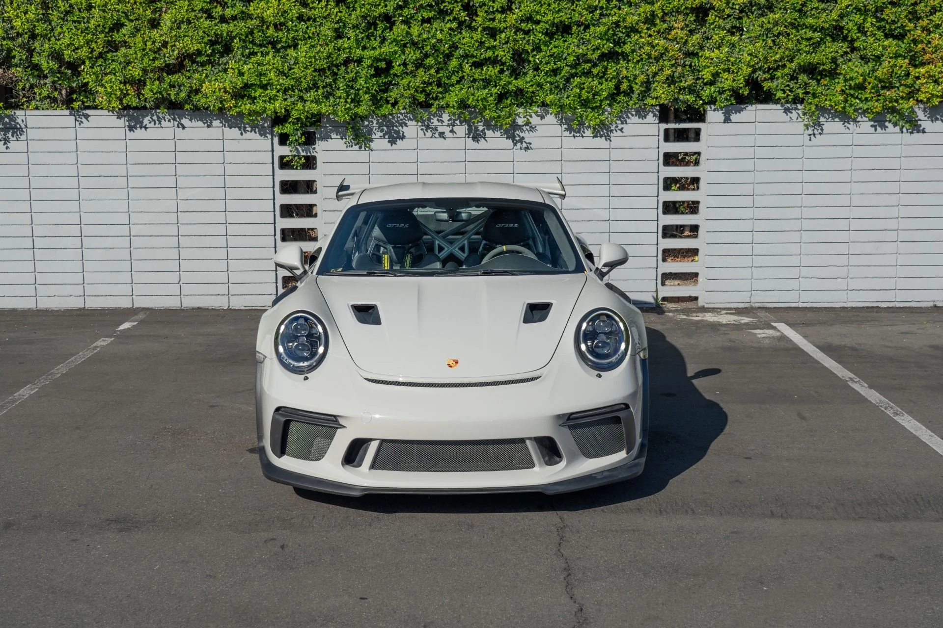 mph001_1075010595_Used_2019_Porsche_911_GT_3_RS_1759431879_c376fe7048