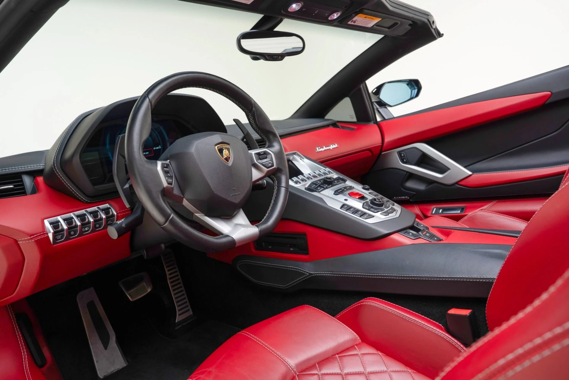 mph001_1078911296_Used_2018_Lamborghini_Aventador_Roadster_LP_740_4_S_1779296904_fe787d745b