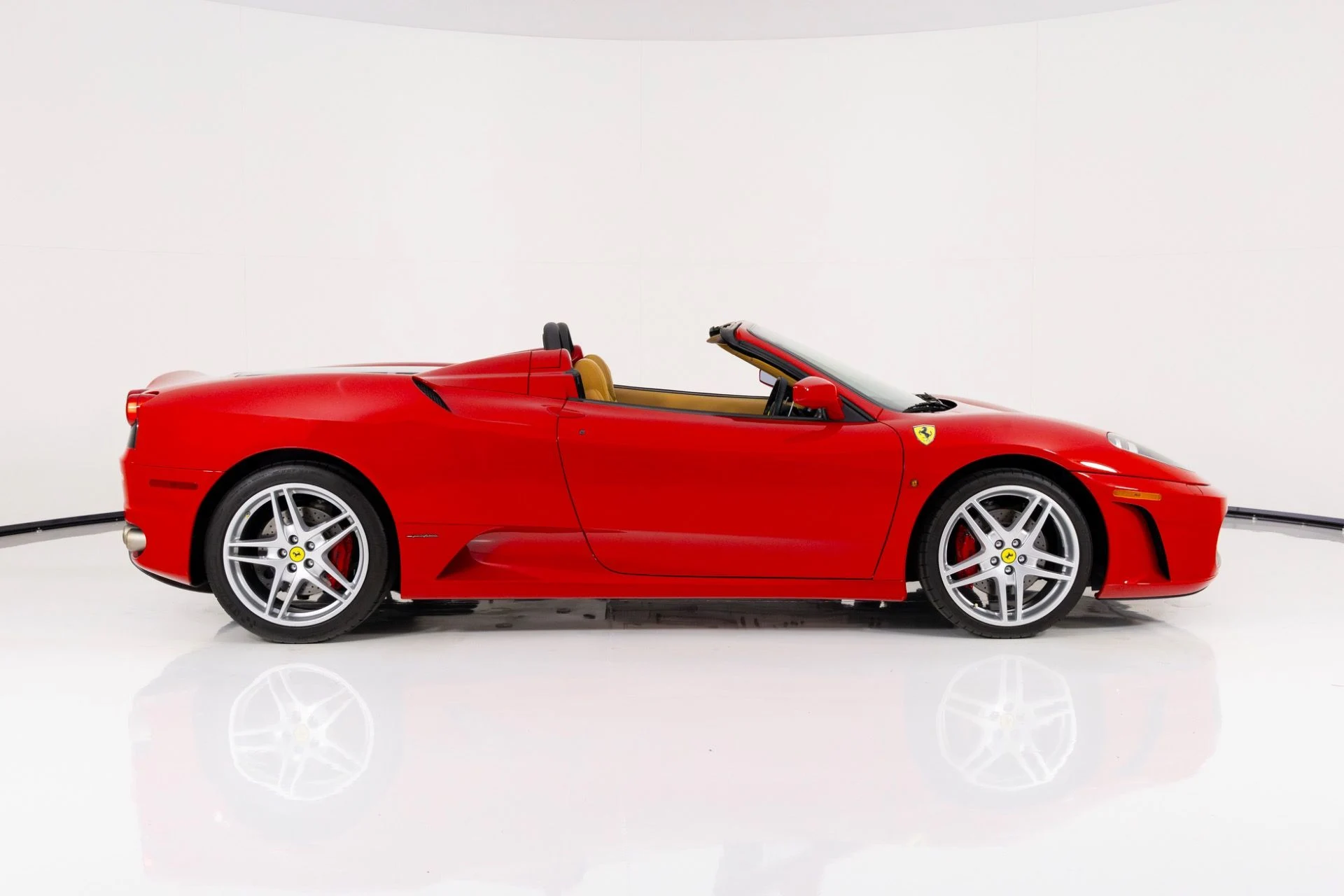 mph001_1081454827_Used_2007_Ferrari_430_F1_Spider_1764802452_b809319c4f