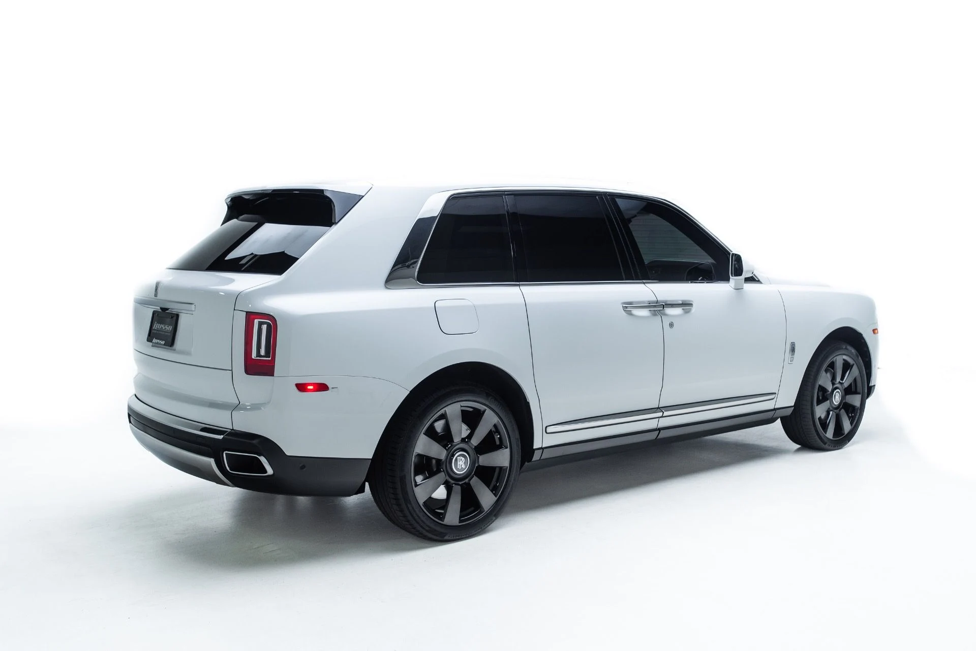 mph001_1081572142_Used_2019_Rolls_Royce_Cullinan_1786991337_410dbe3bf0