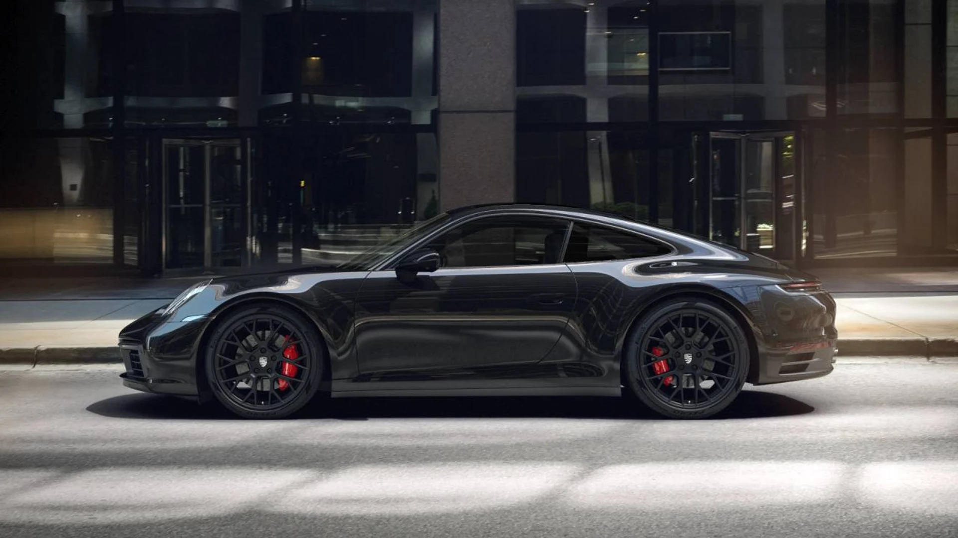 mph001_108569751_1280_70c3751211