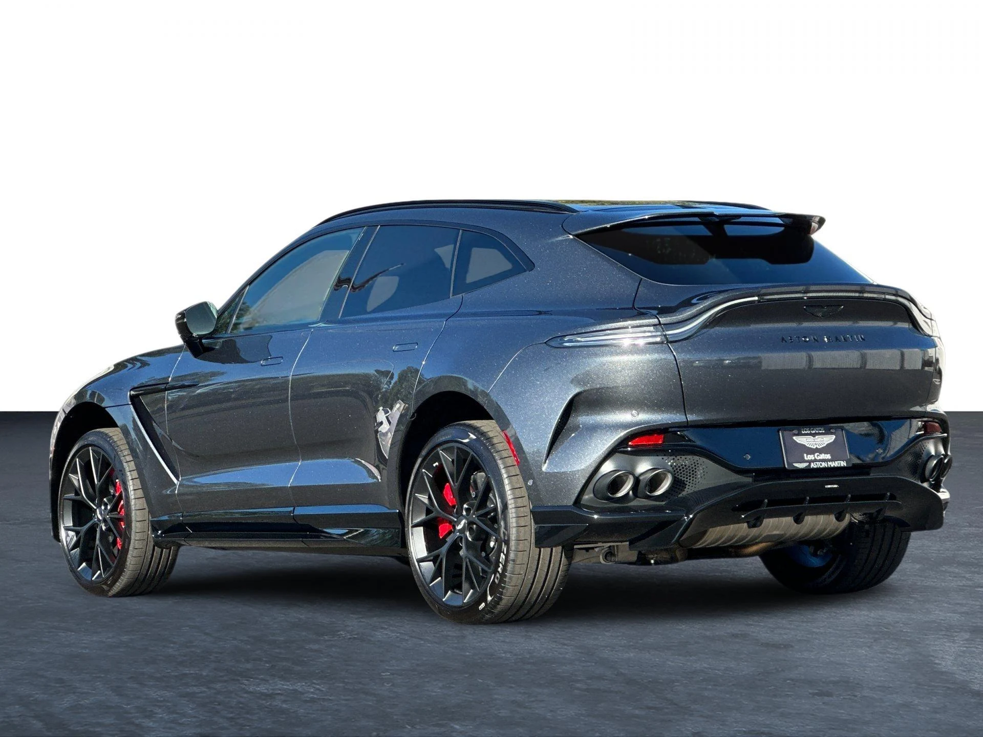 mph001_109060242_New_2026_Aston_Martin_DBX_1761314818_63d6babaaf